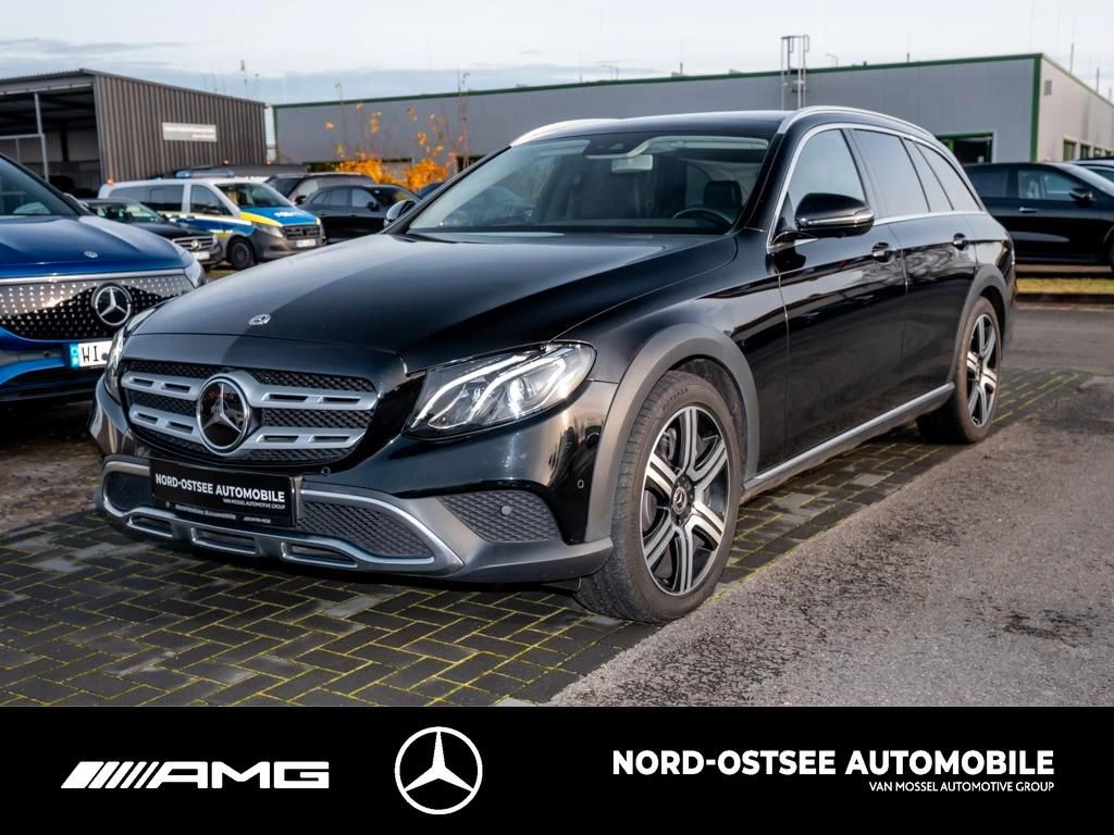 Mercedes-Benz E-Klasse 400 d 4M T All-Terrain AVANTGARDE NAVI 360 AHK All-TerrainW213 E 400 d 4M T All-Terrain AVANTGARDE NAVI 360 AHK All-Terrain