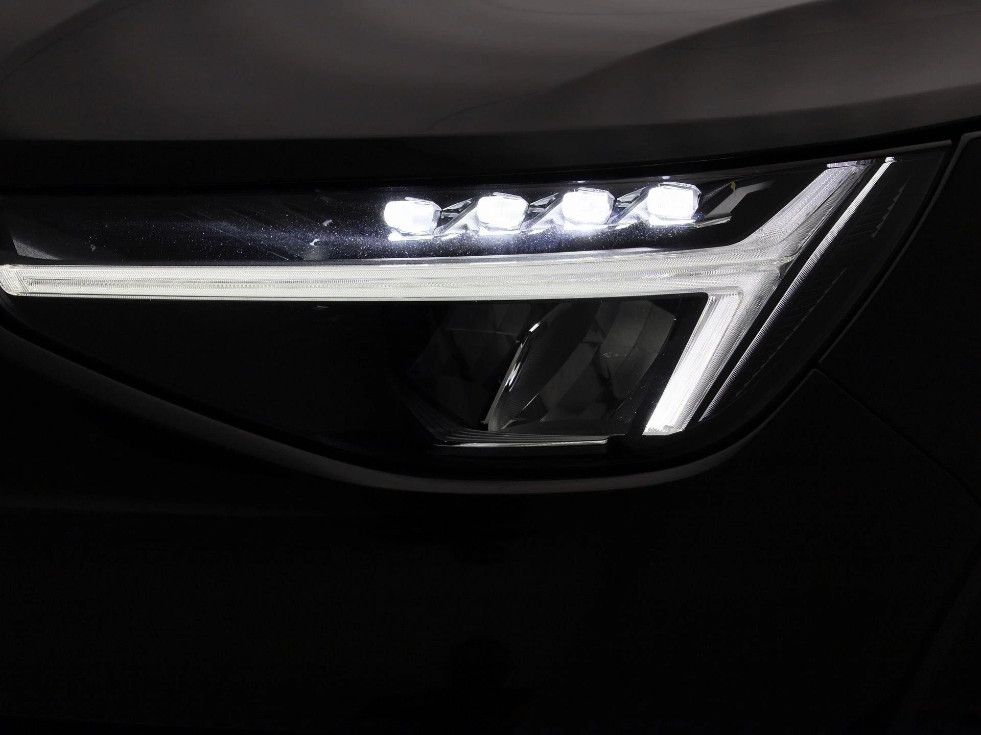 Volvo-XC40-image-15