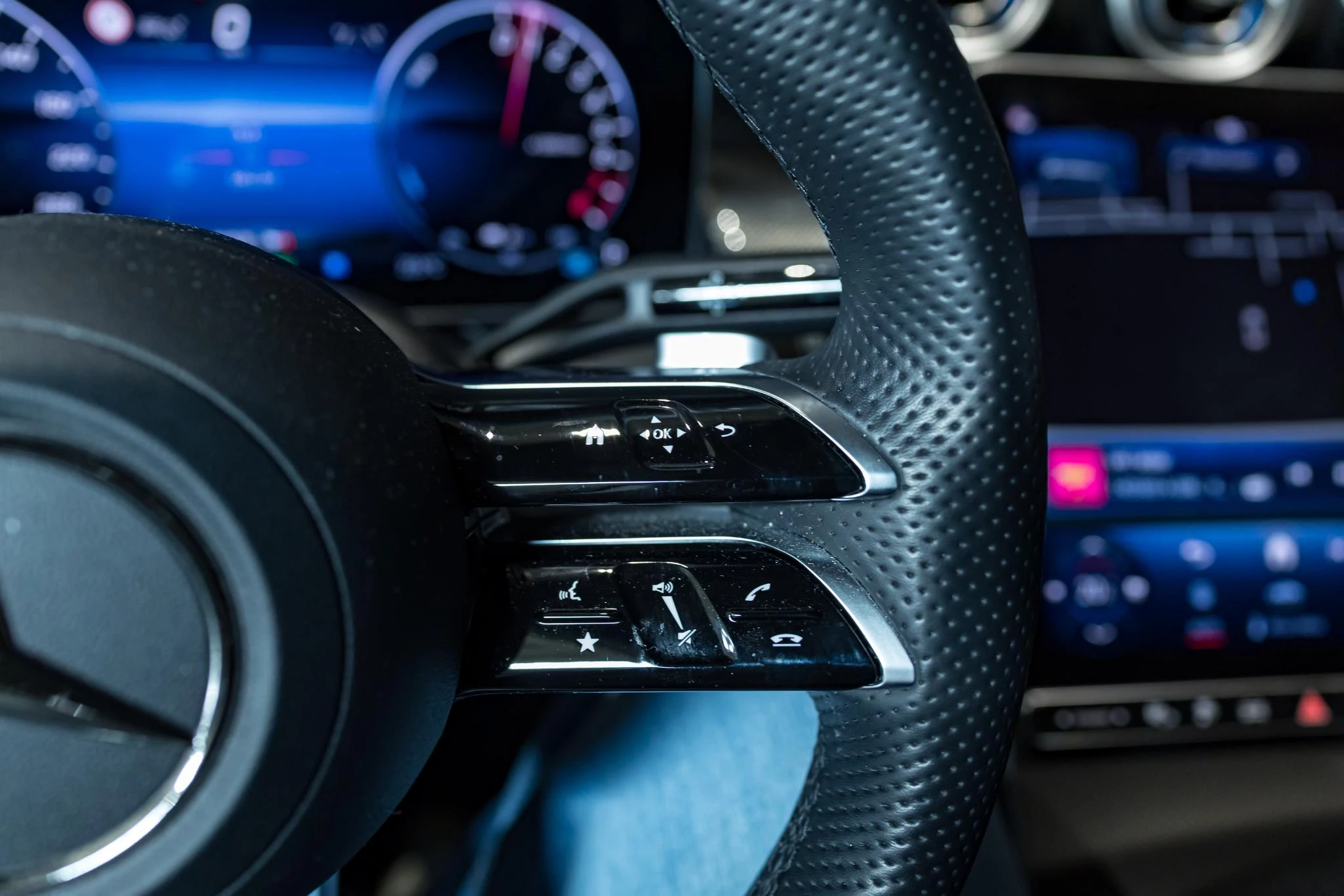 Mercedes-Benz GLC GLC 300 e 4MATIC AMG Line Line