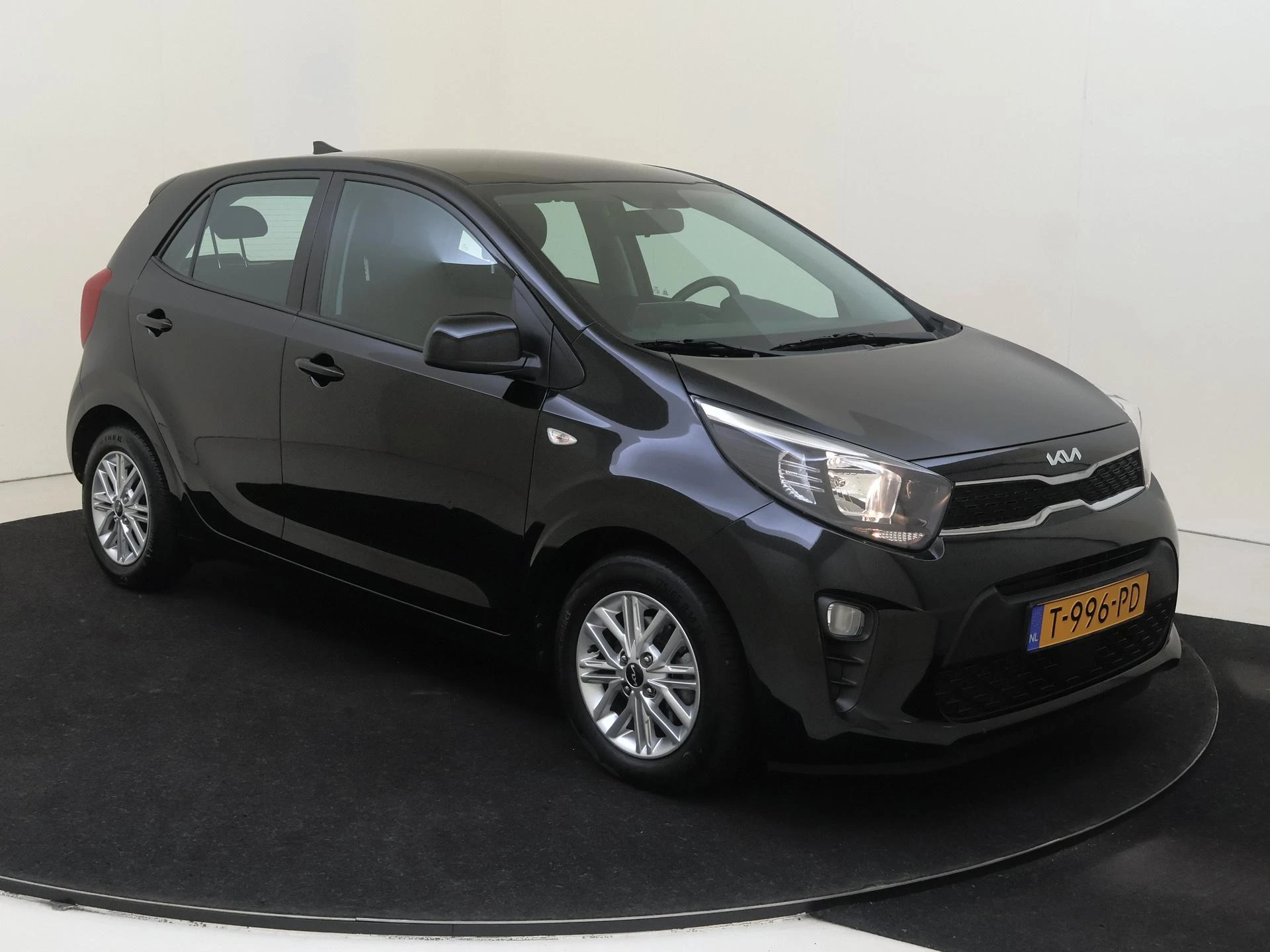 Kia-Picanto-image-1