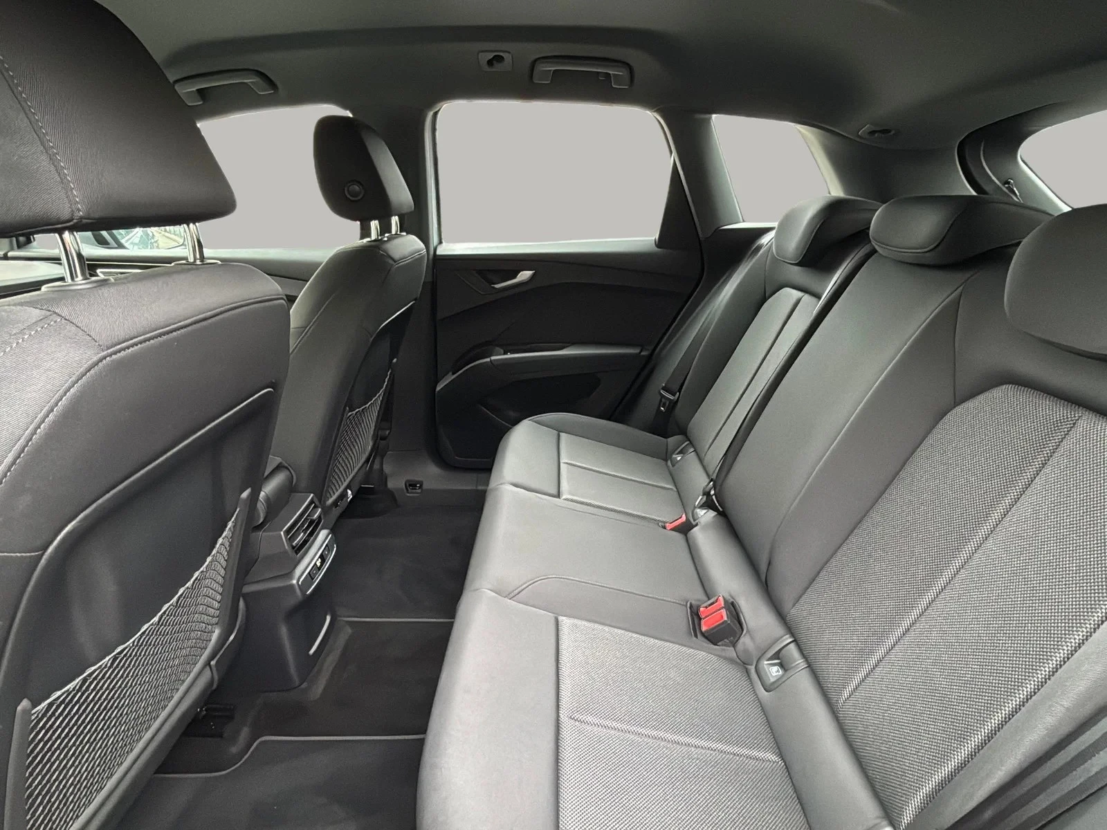 Audi-Q4 e-tron-image-13