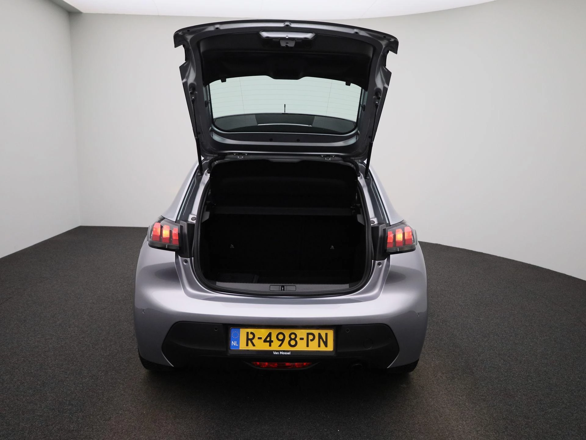 Peugeot-208-image-10