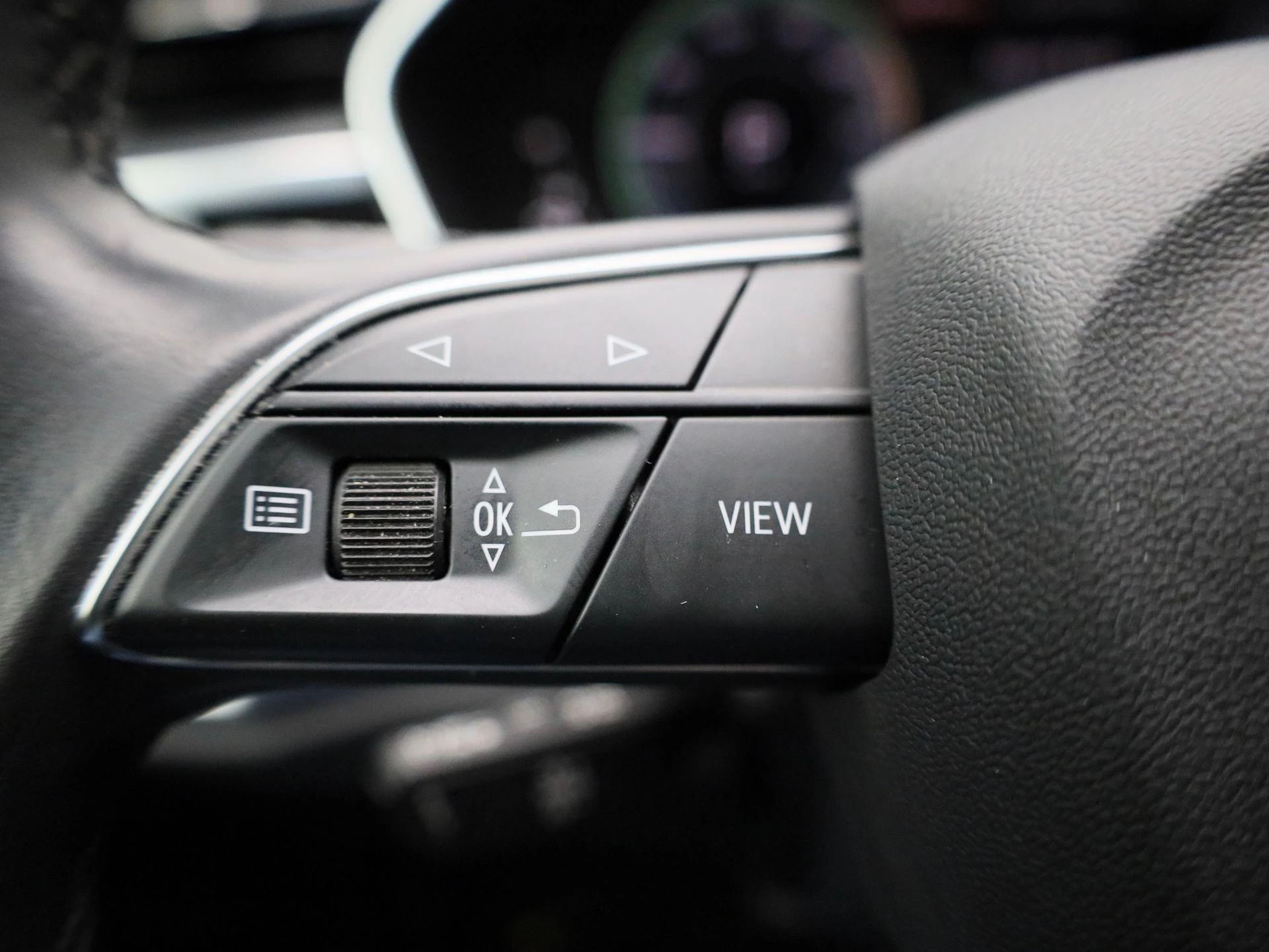 Audi-Q3-image-19