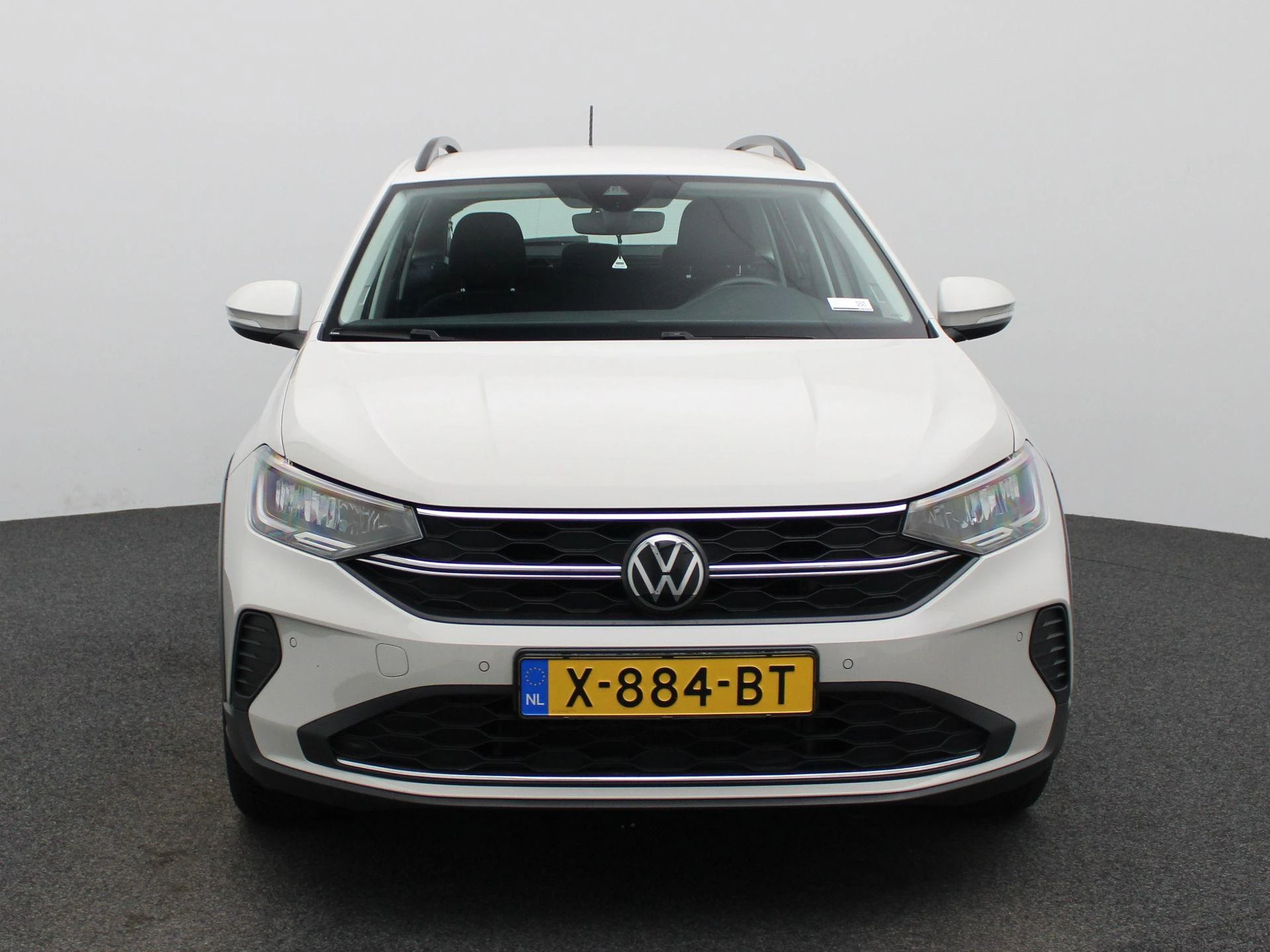 Volkswagen-Taigo-image-2