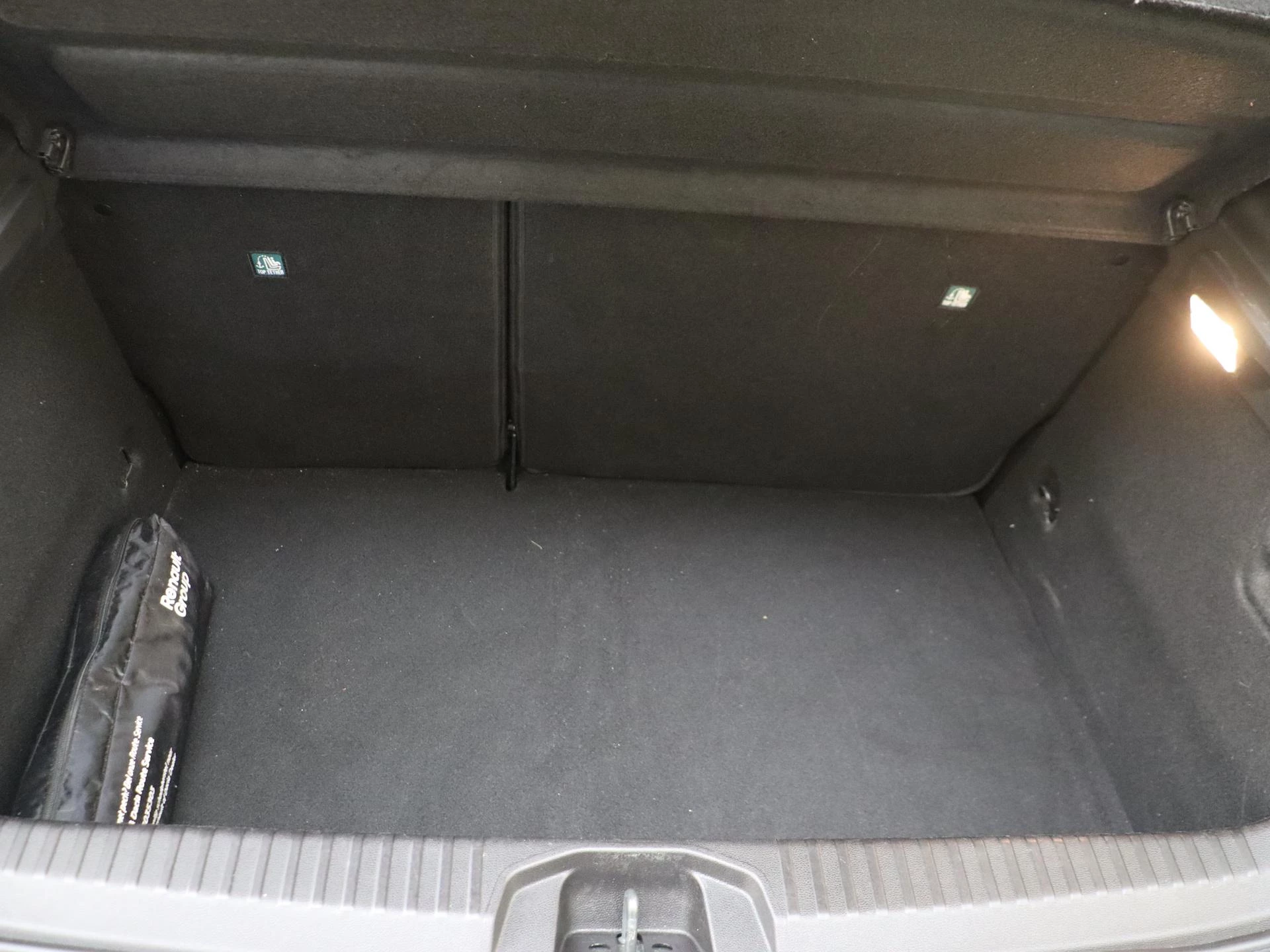 Renault-Clio-image-23