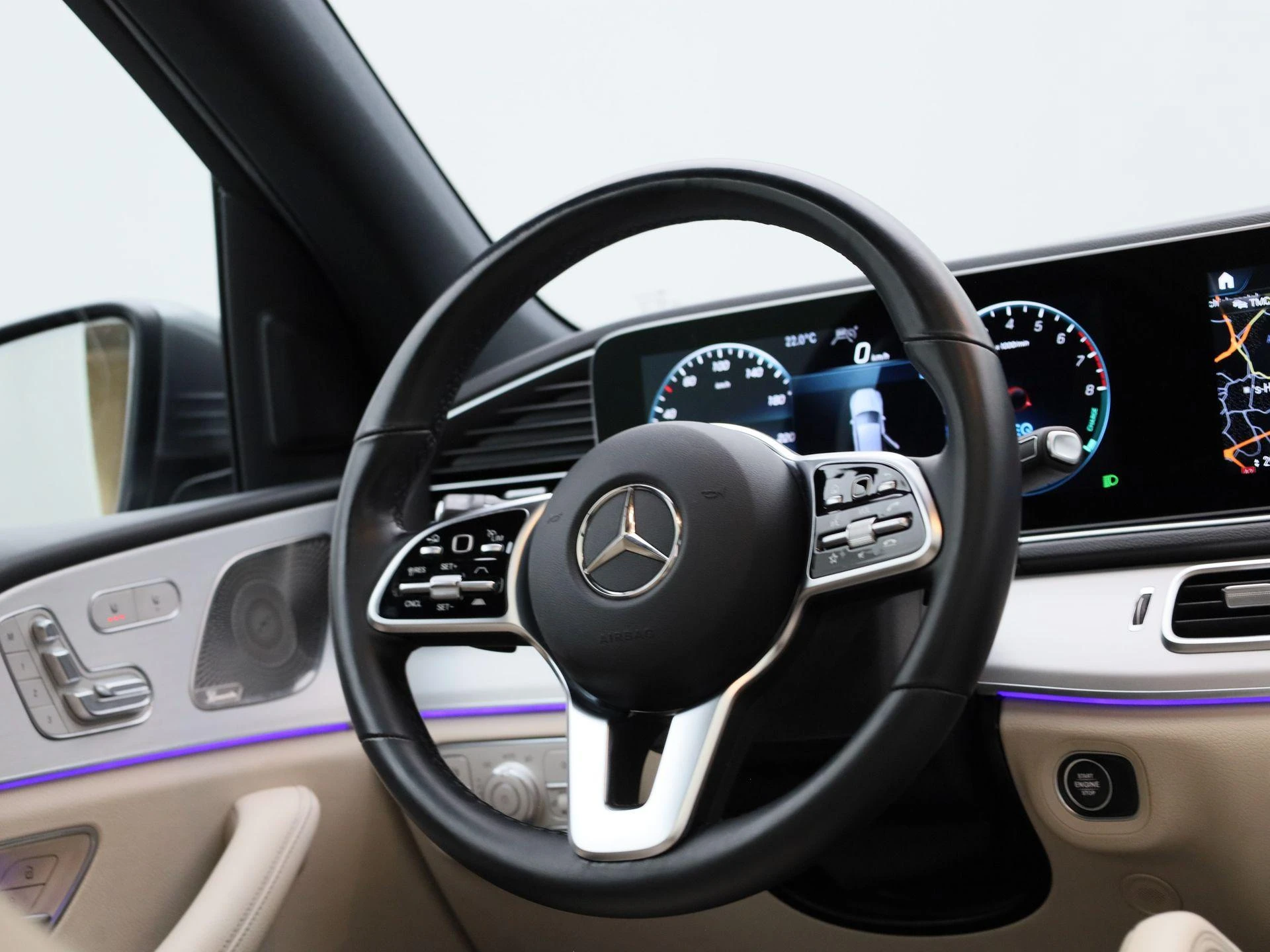 Mercedes-Benz-GLE-image-48