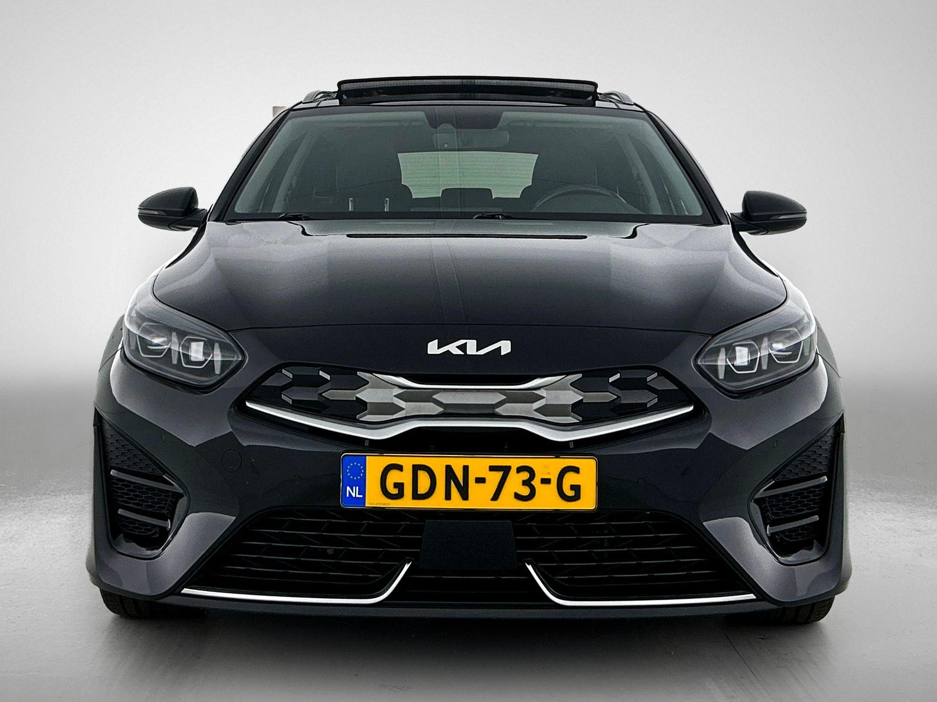 Kia-Ceed Sportswagon-image-4