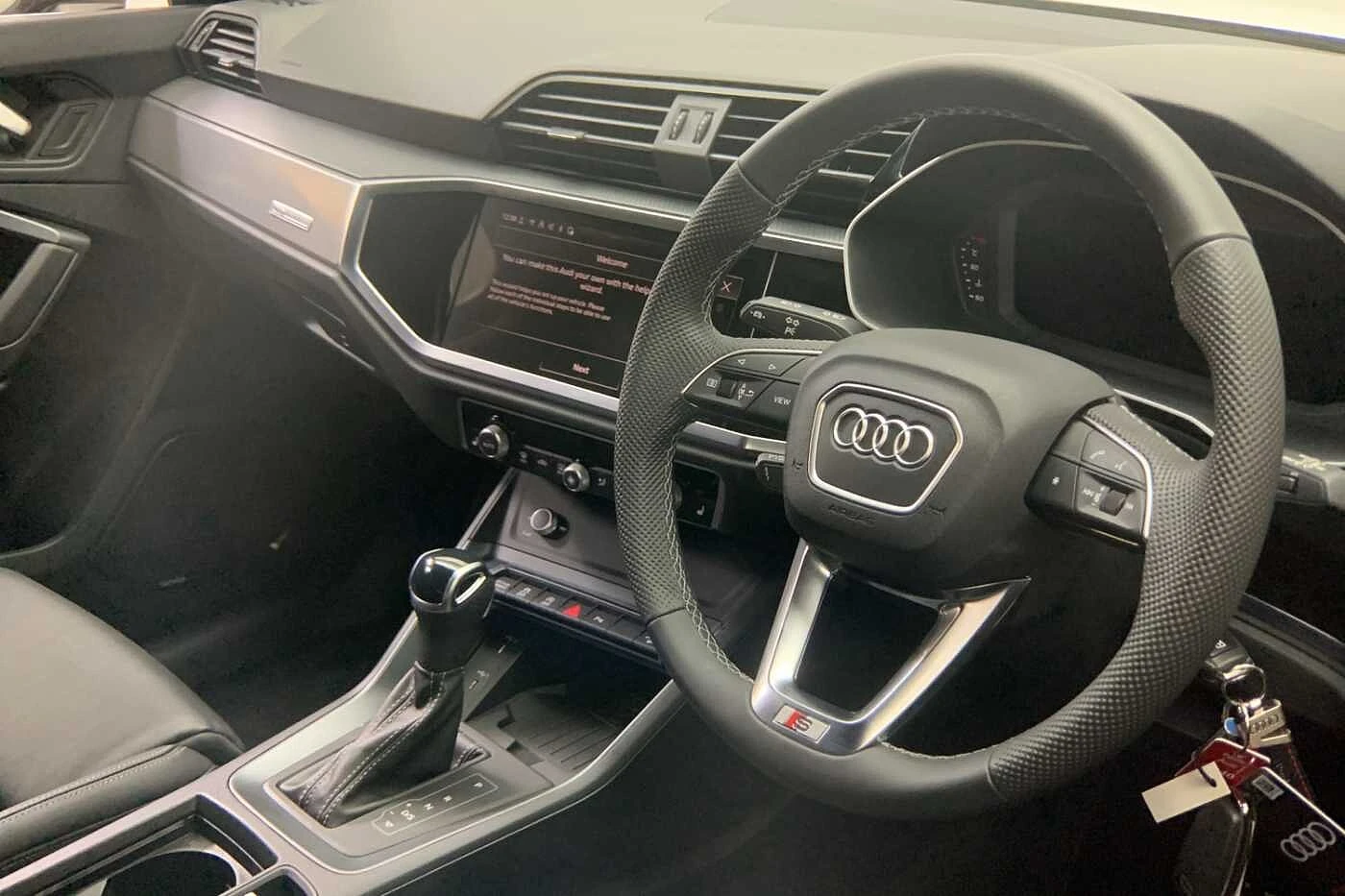 Audi-Q3-image-5