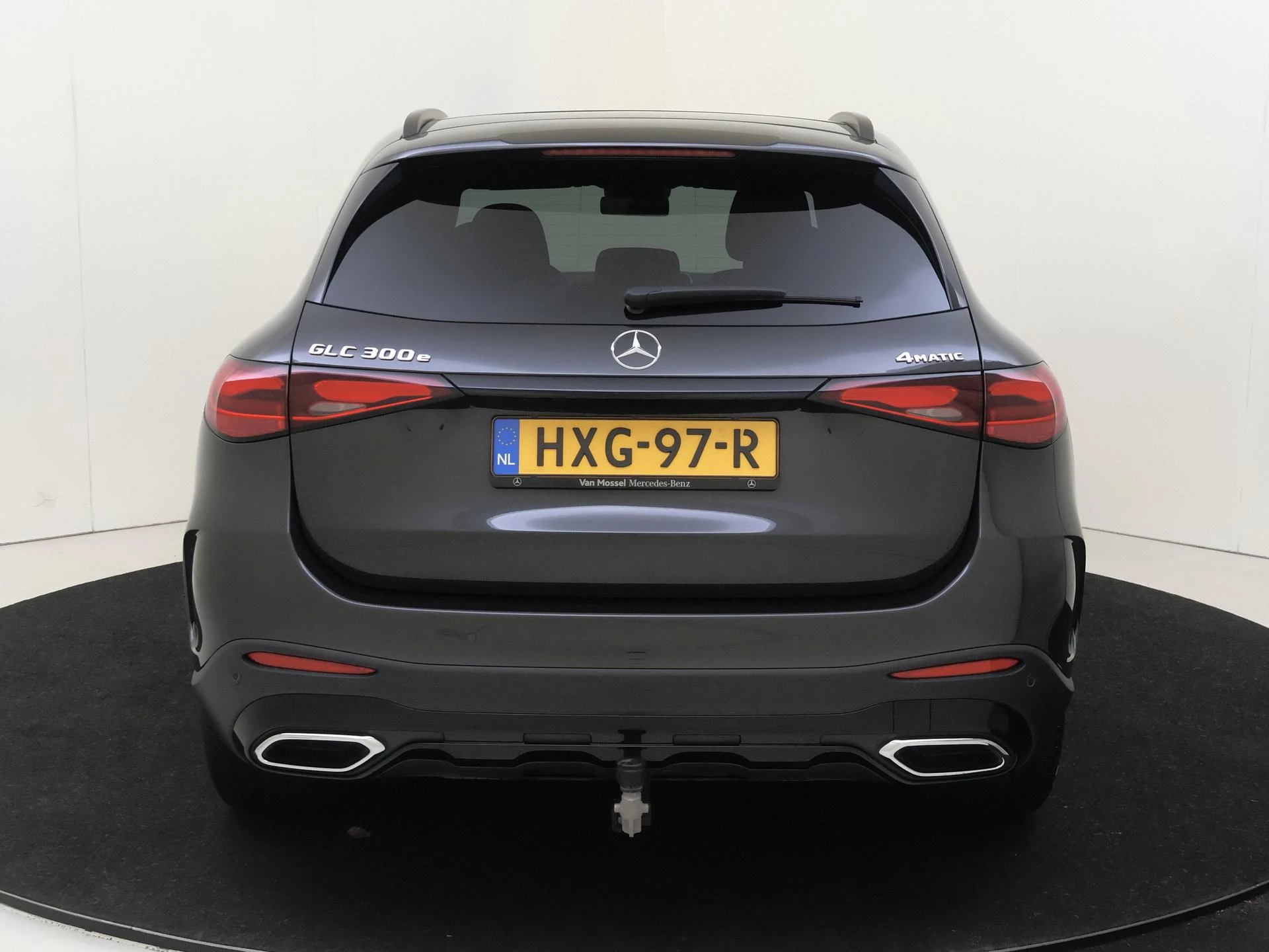 Mercedes-Benz-GLC-image-6