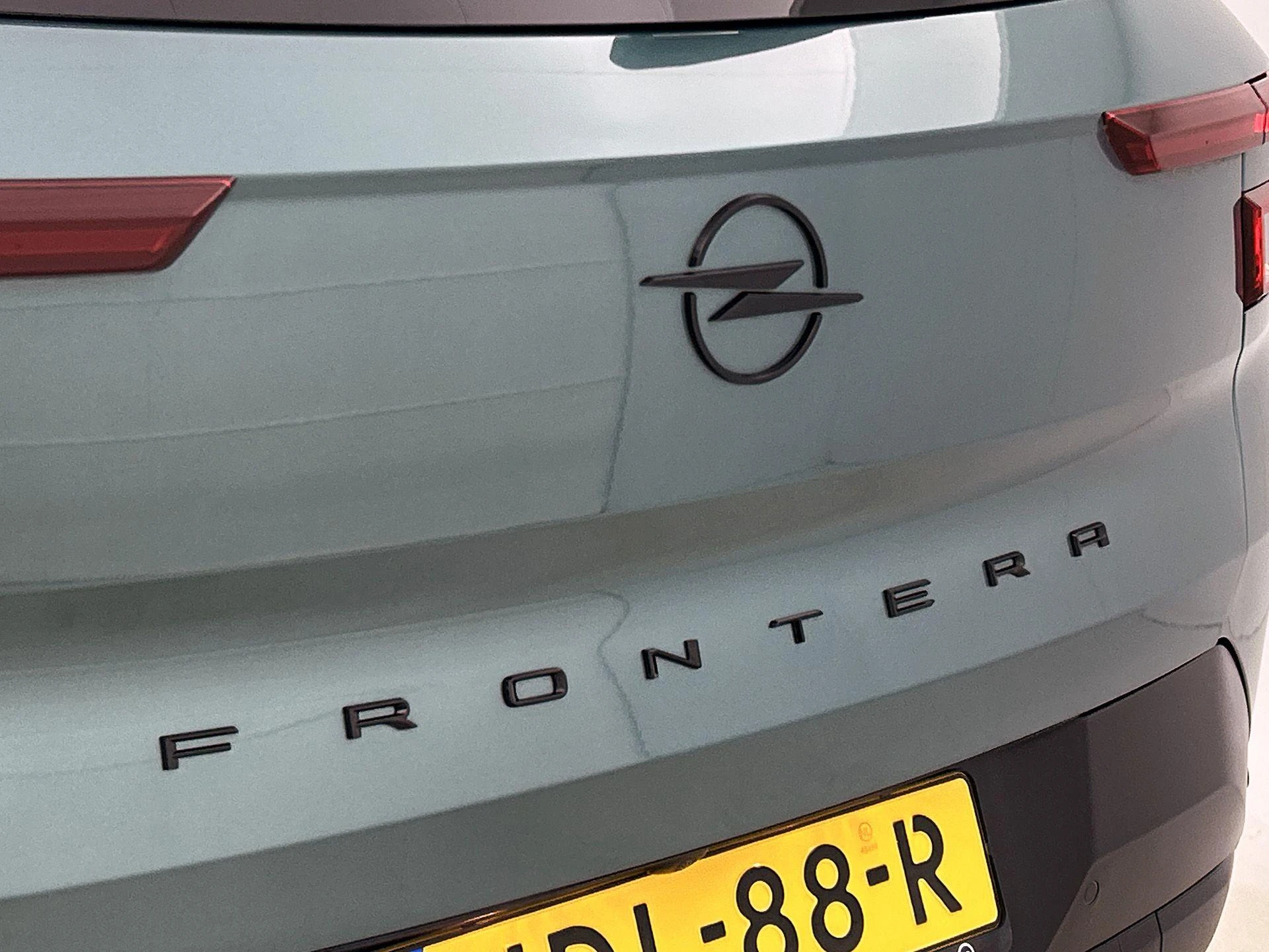 Opel Frontera 1.2 Turbo Hybrid Edition