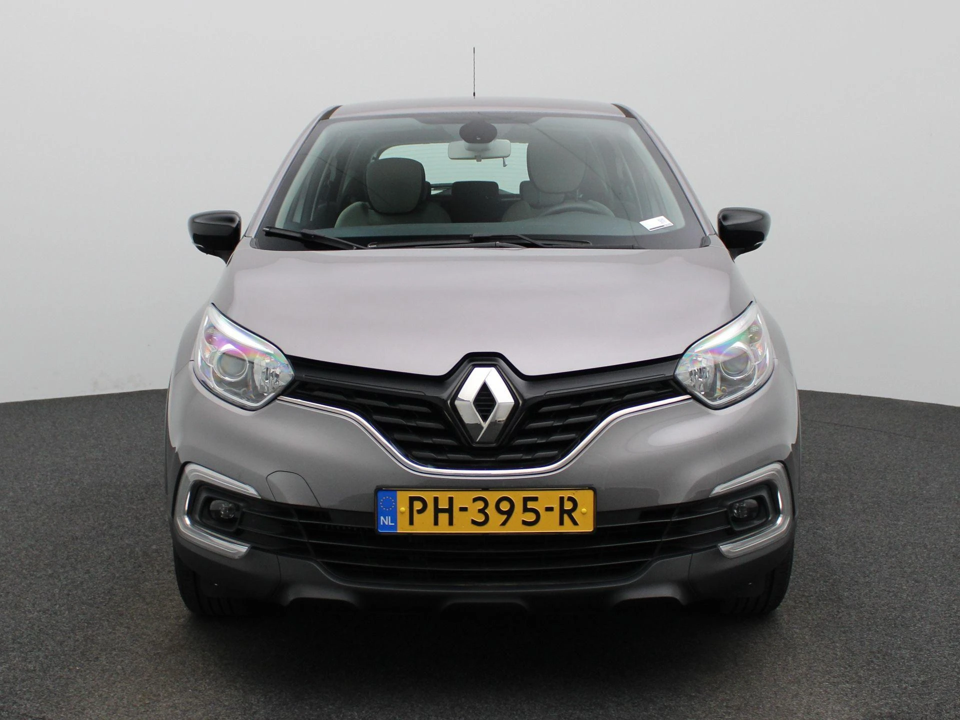 Renault-Captur-image-2