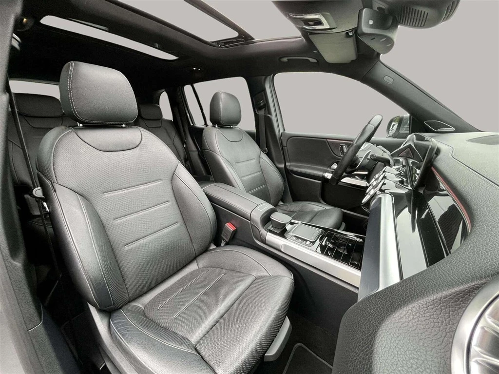 Mercedes-Benz-GLB-image-20