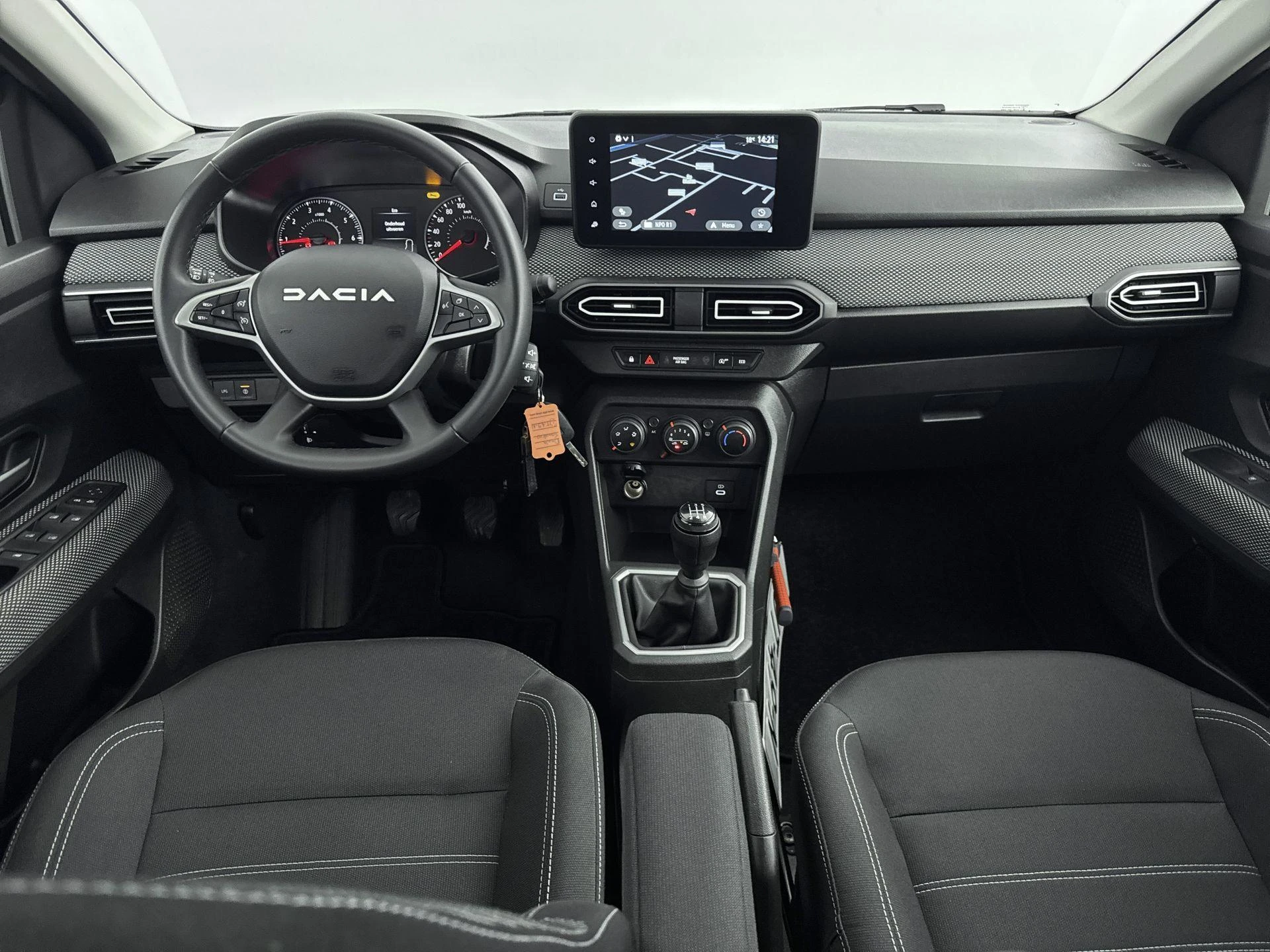 Dacia-Sandero-image-16