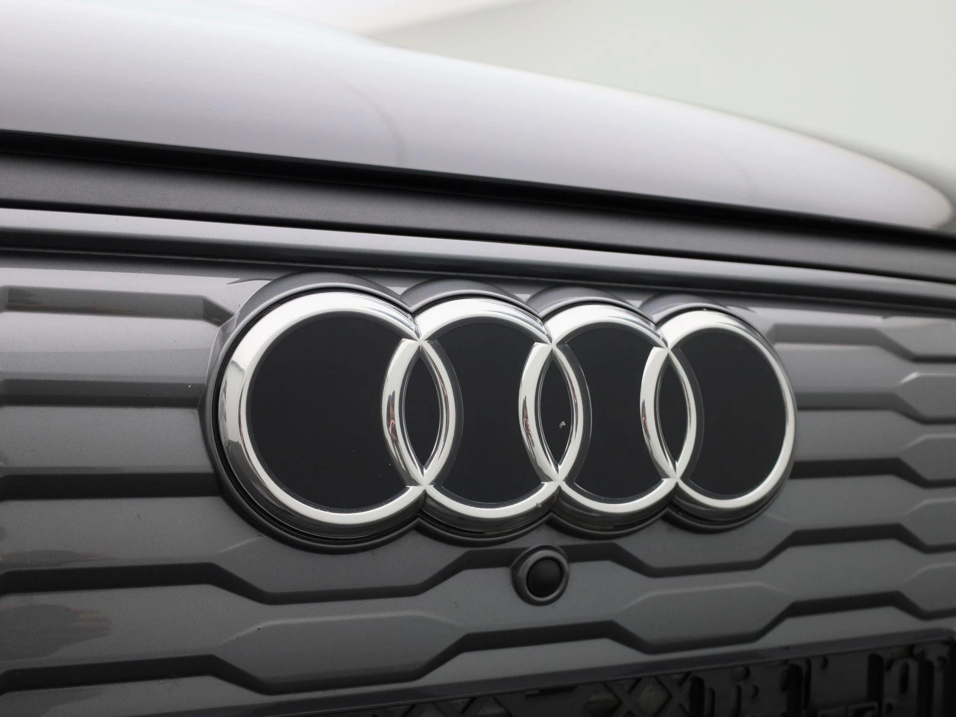 Audi-Q4 e-tron-image-41