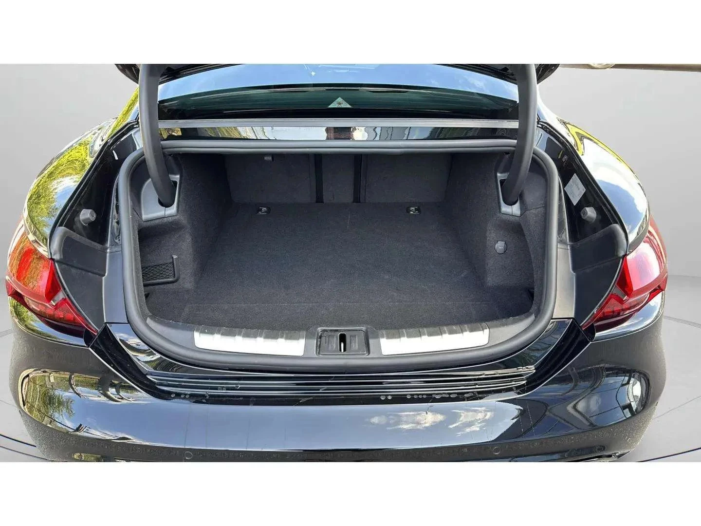 Audi-e-tron GT-image-15