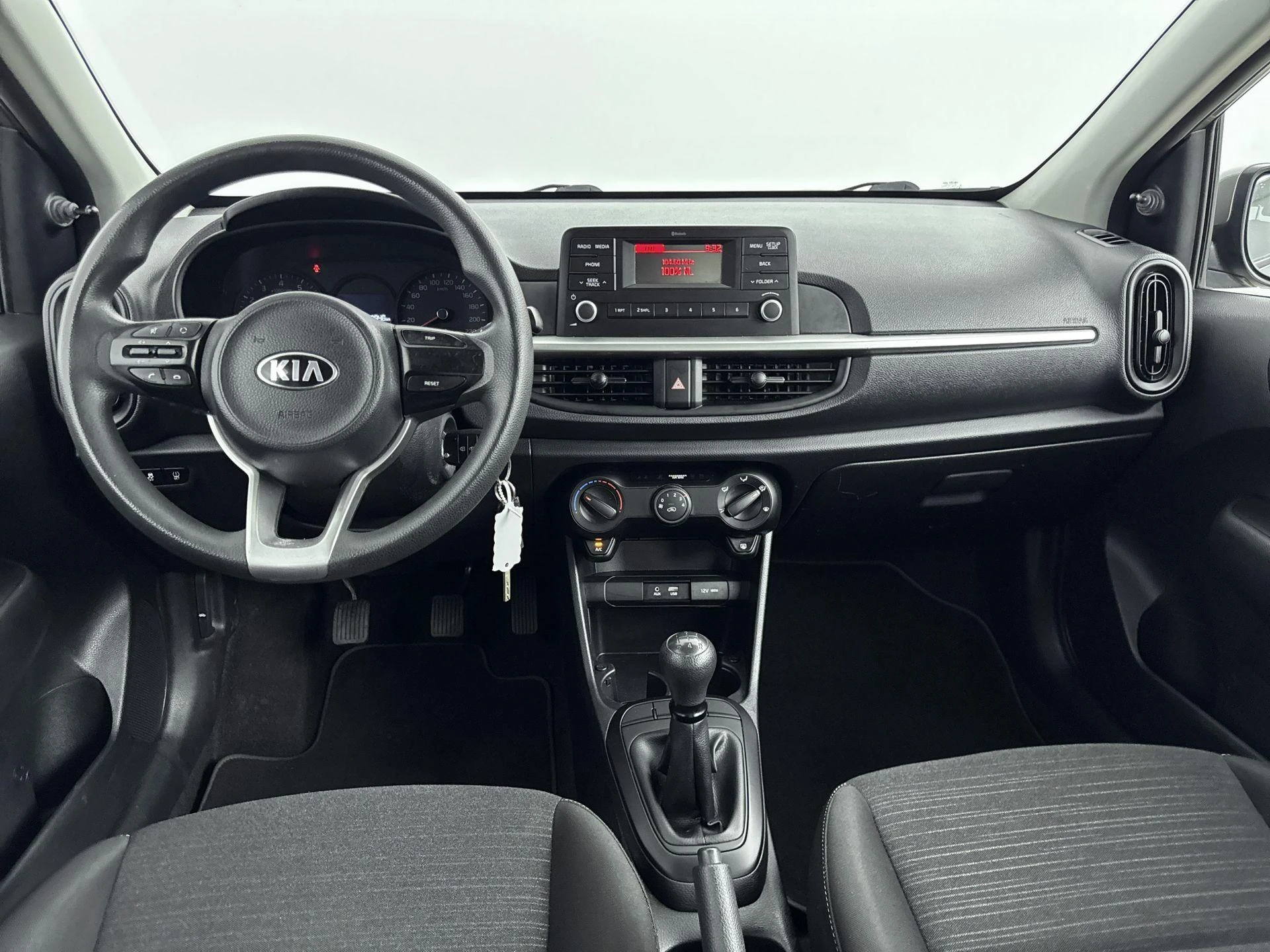 Kia-Picanto-image-19