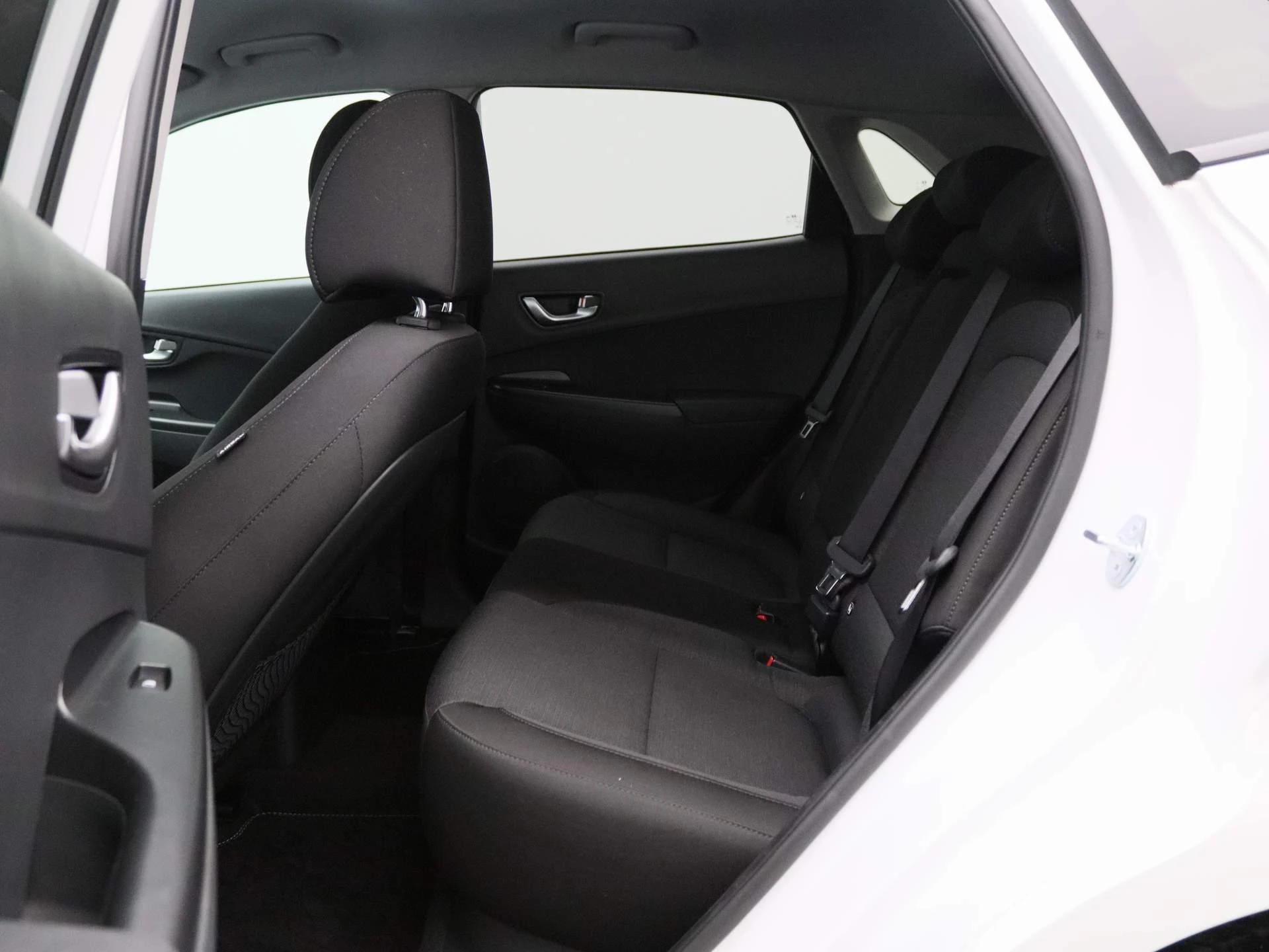 Hyundai-Kona-image-11