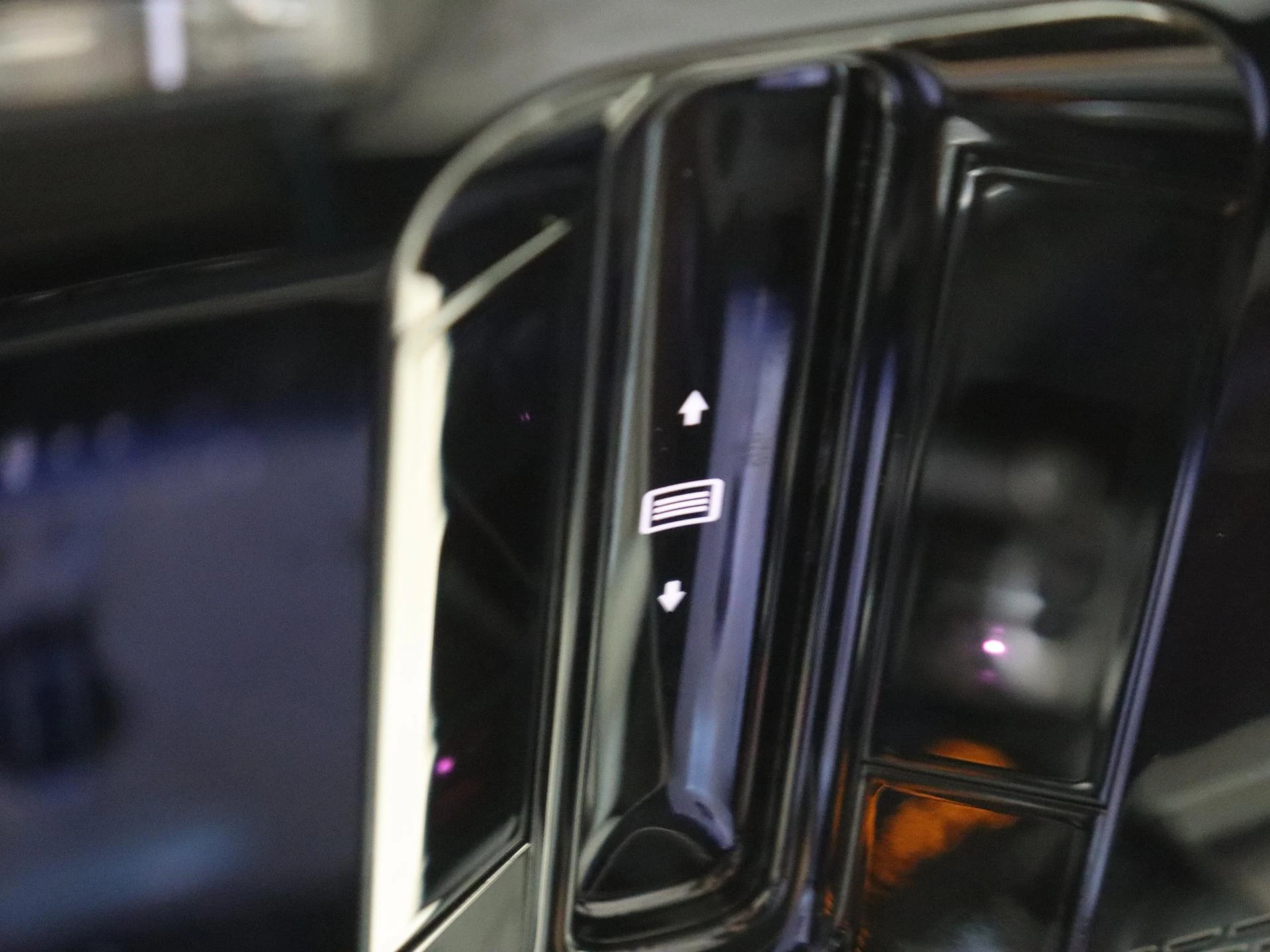 Mercedes-Benz-E-Klasse-image-22