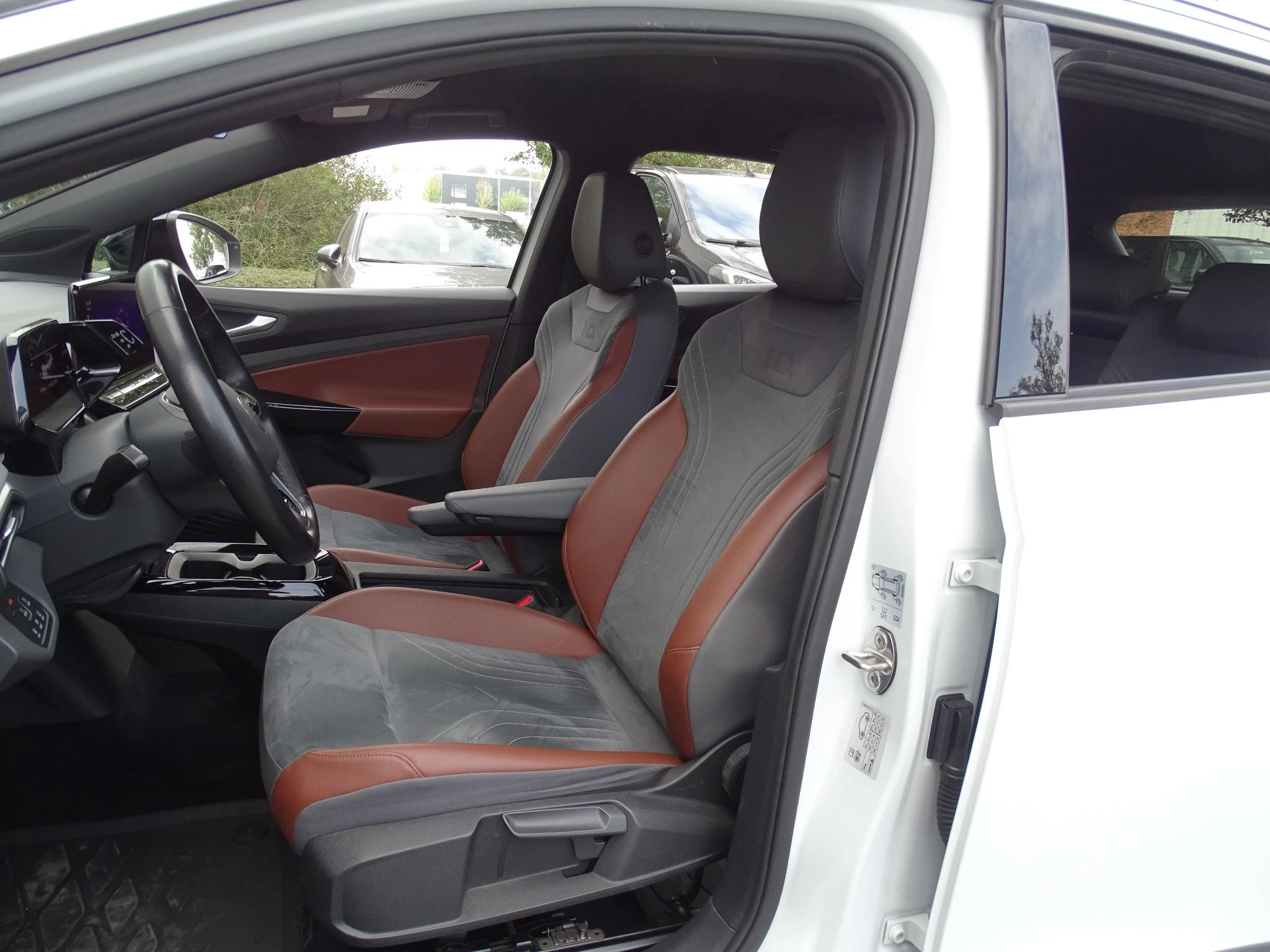 Volkswagen-ID.4-image-11