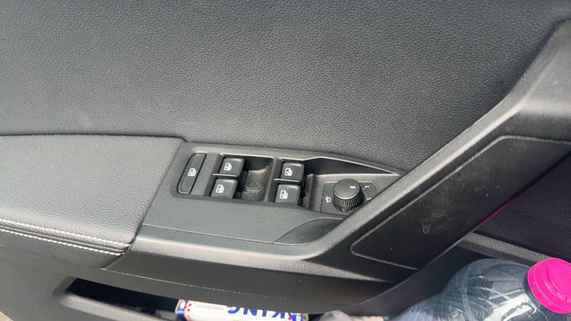 SEAT-Arona-image-11