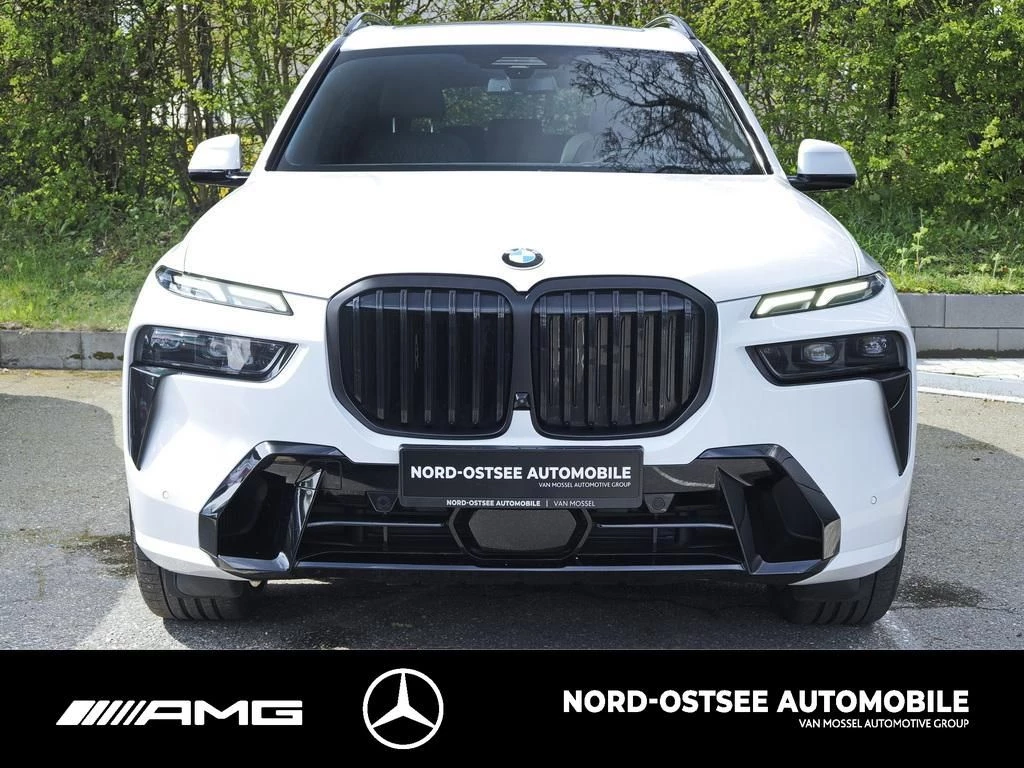 BMW X7 xDRIVE 40 d M SPORT 7-SITZE PANO AHK KAMERA M Sport