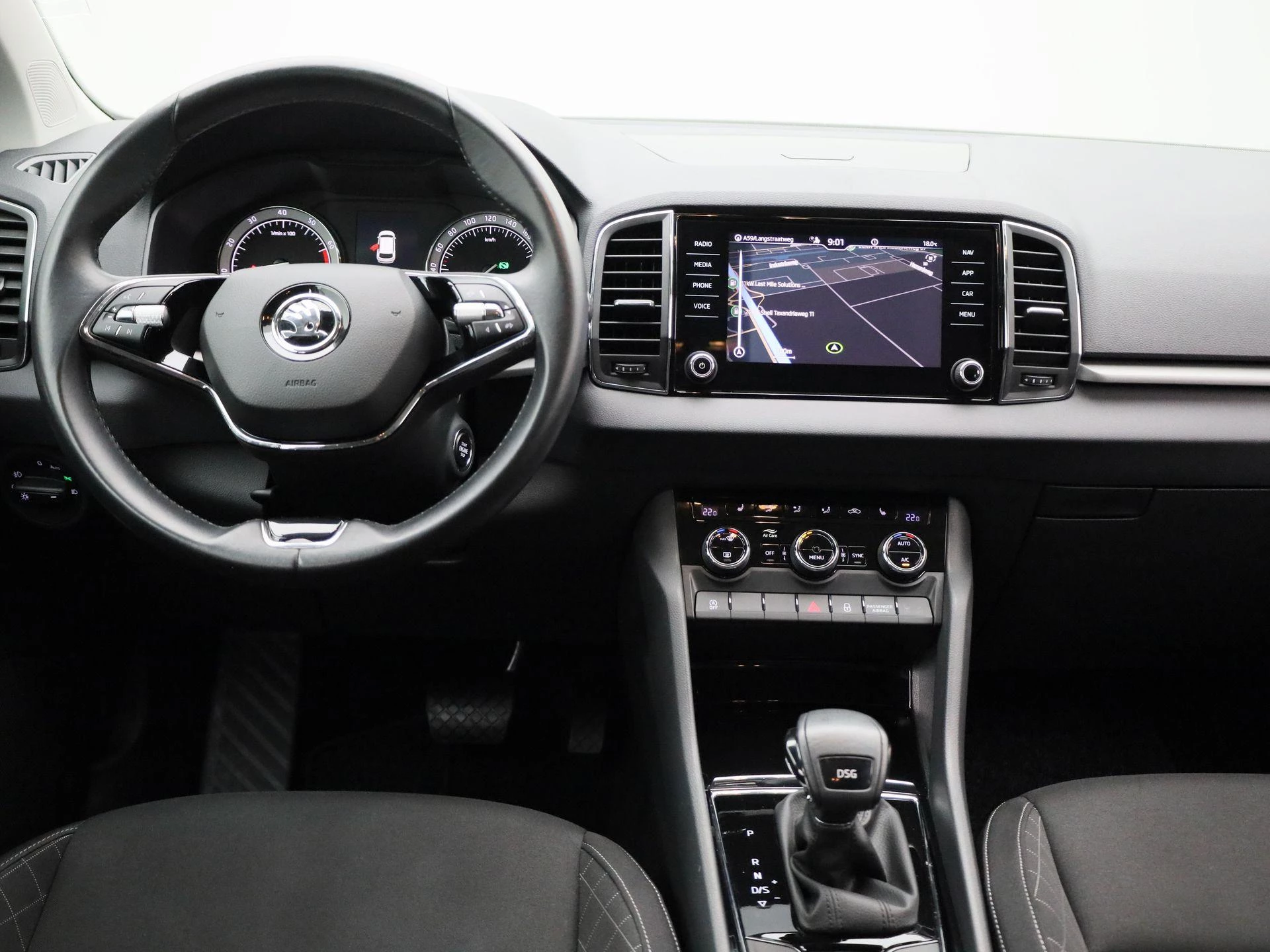 Škoda-Karoq-image-6