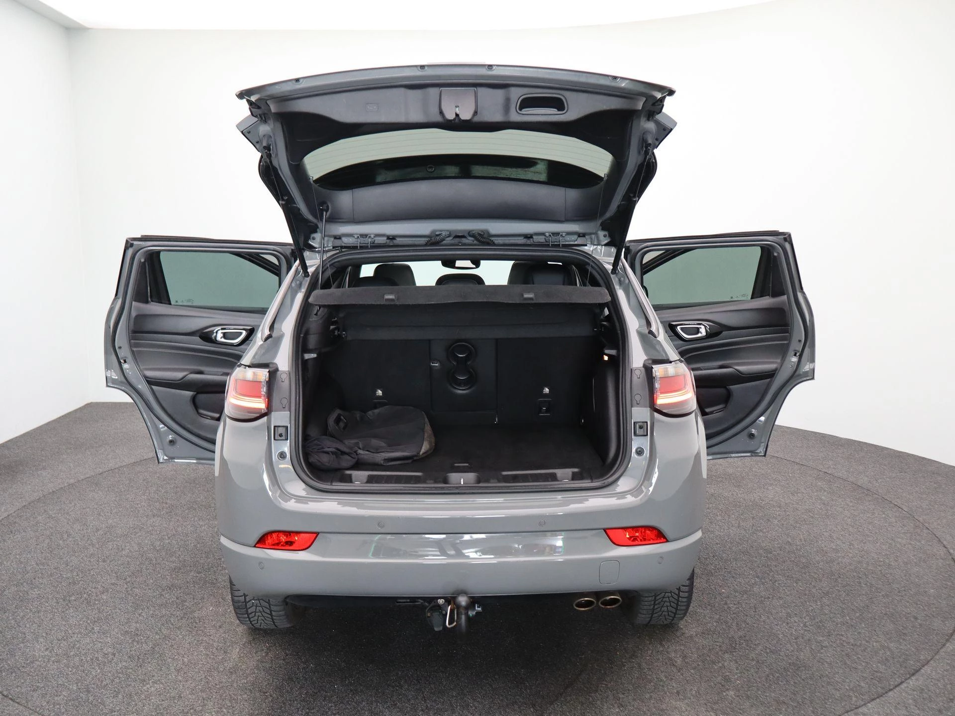 Jeep-Compass-image-12