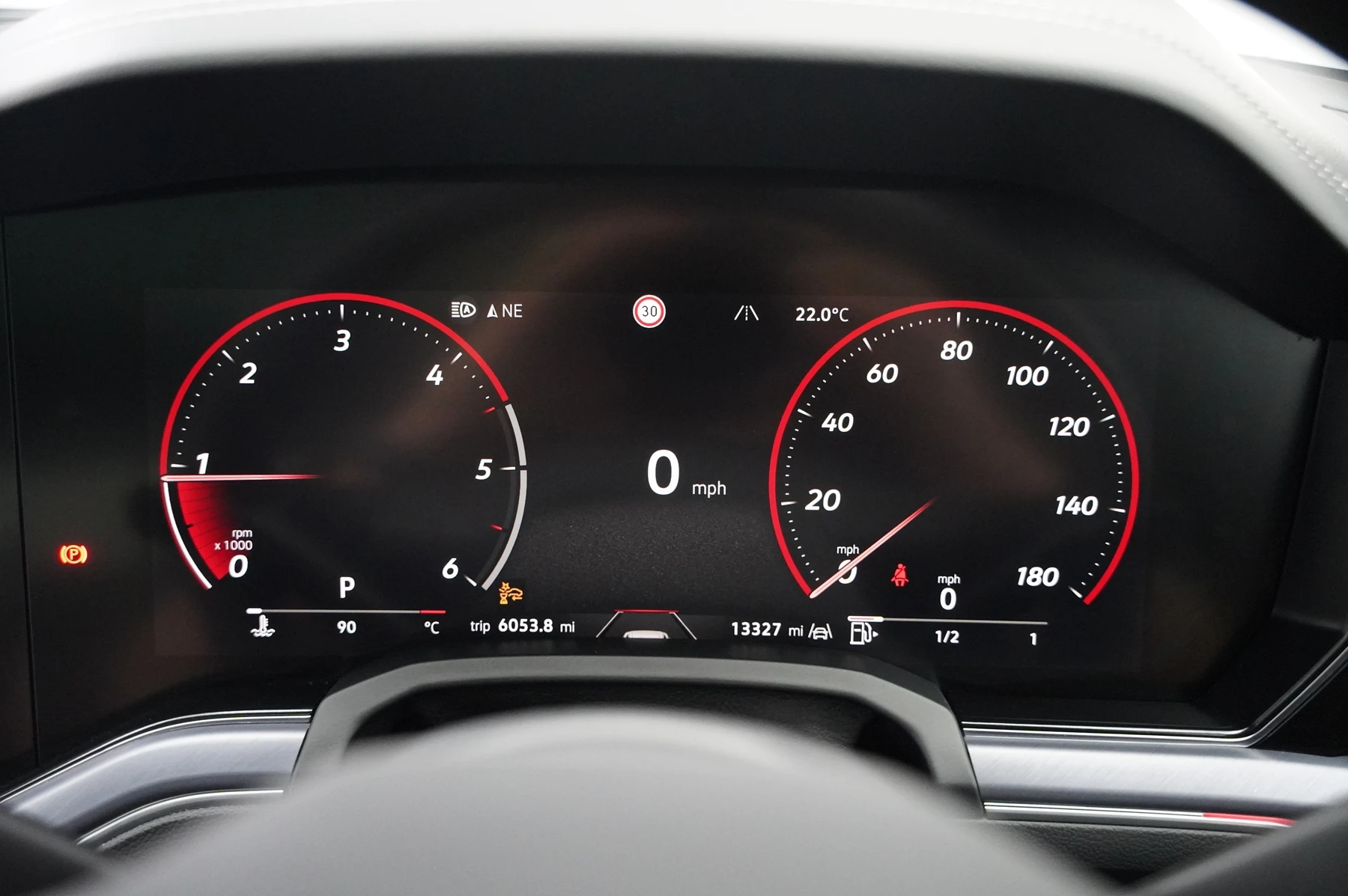 Volkswagen-Touareg-image-7