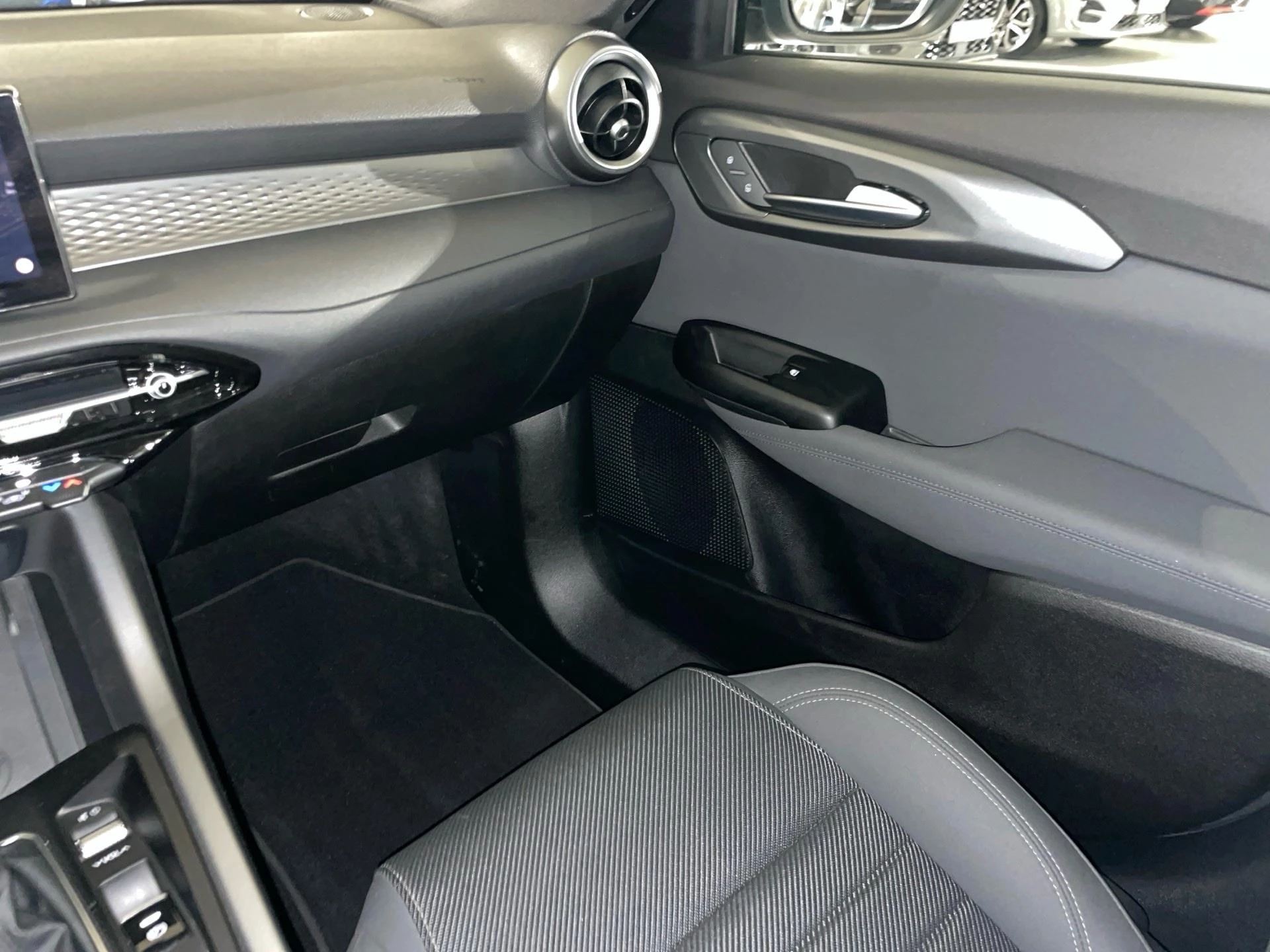 Alfa Romeo-Tonale-image-8