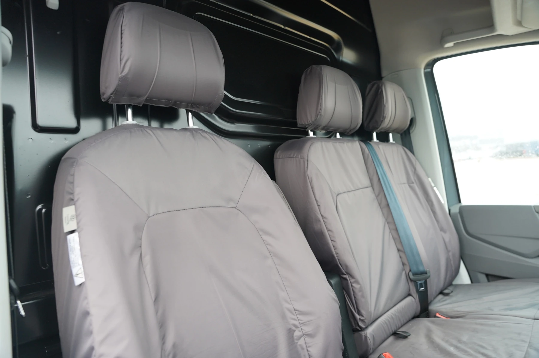 Volkswagen-Crafter-image-8