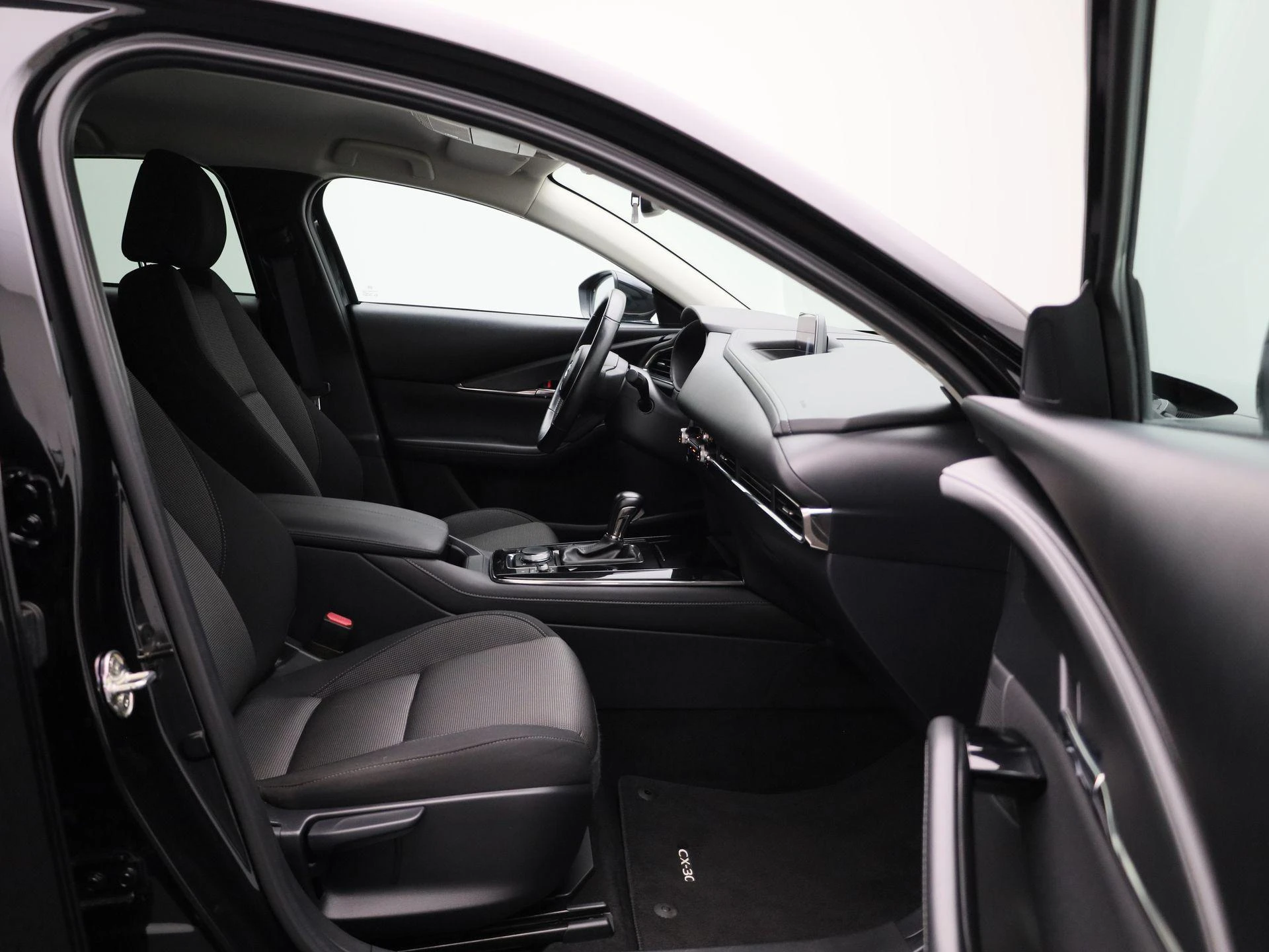 Mazda-CX-30-image-28