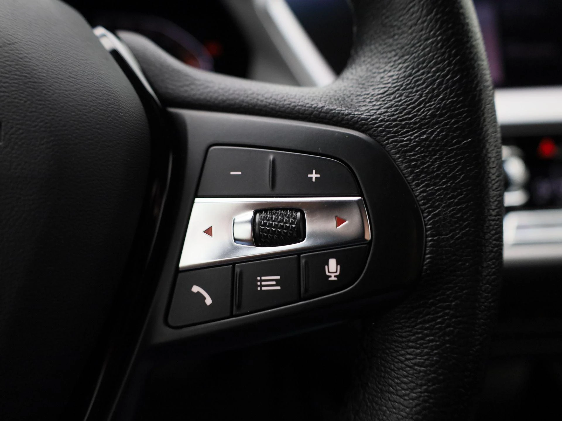 BMW-1 Reeks-image-14