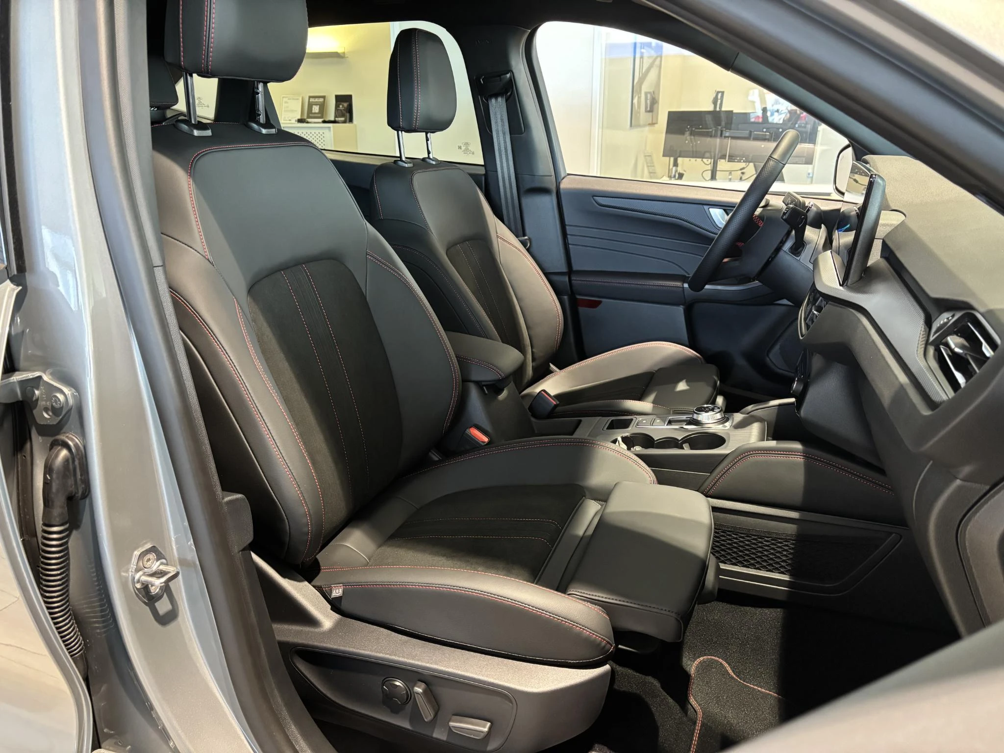 Ford-Kuga-image-6