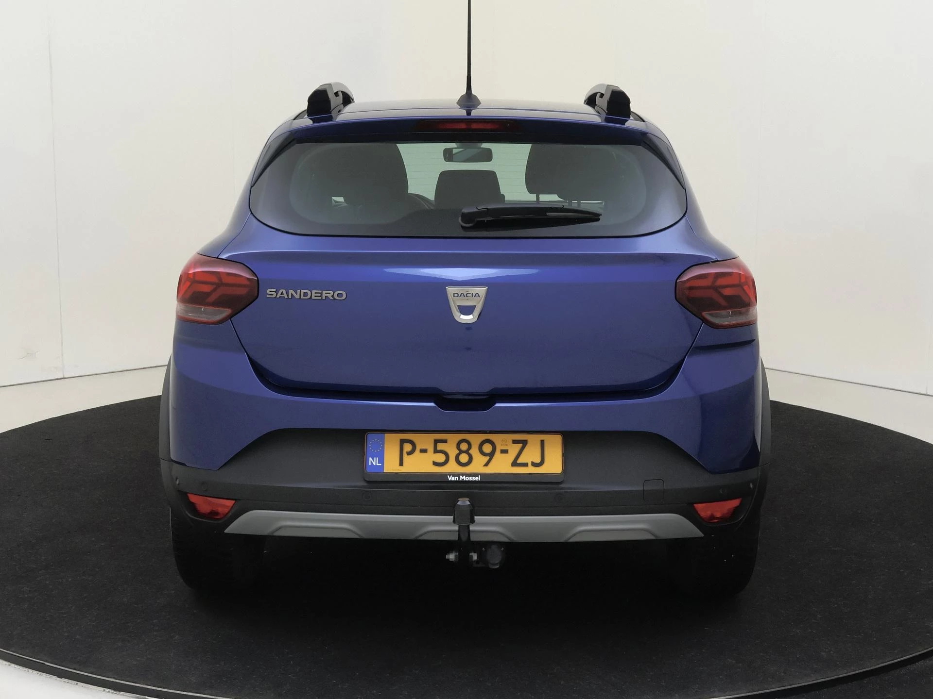 Dacia-Sandero Stepway-image-7
