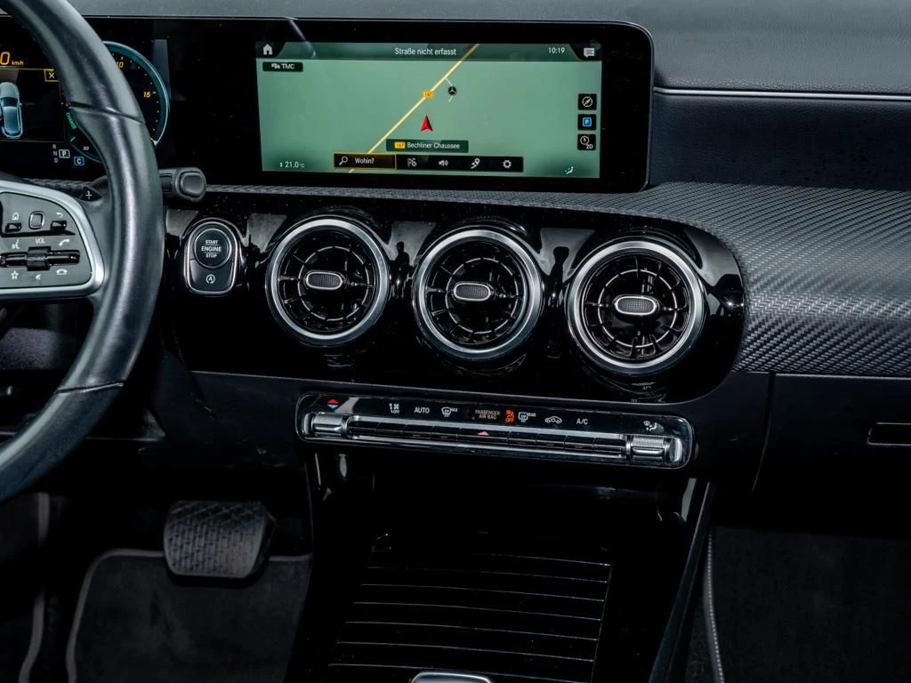 Mercedes-Benz-A-Klasse 180 d-image-10
