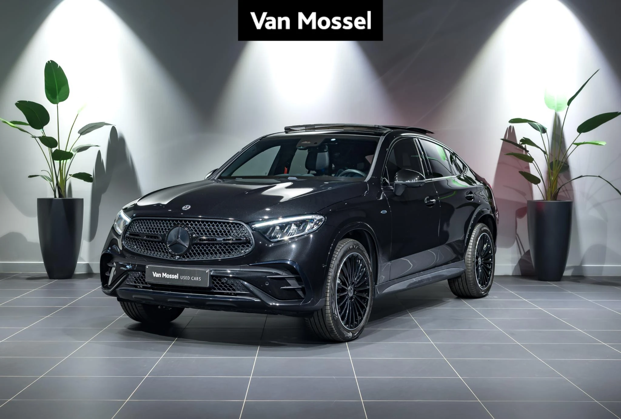 Mercedes-Benz-GLC-image-0