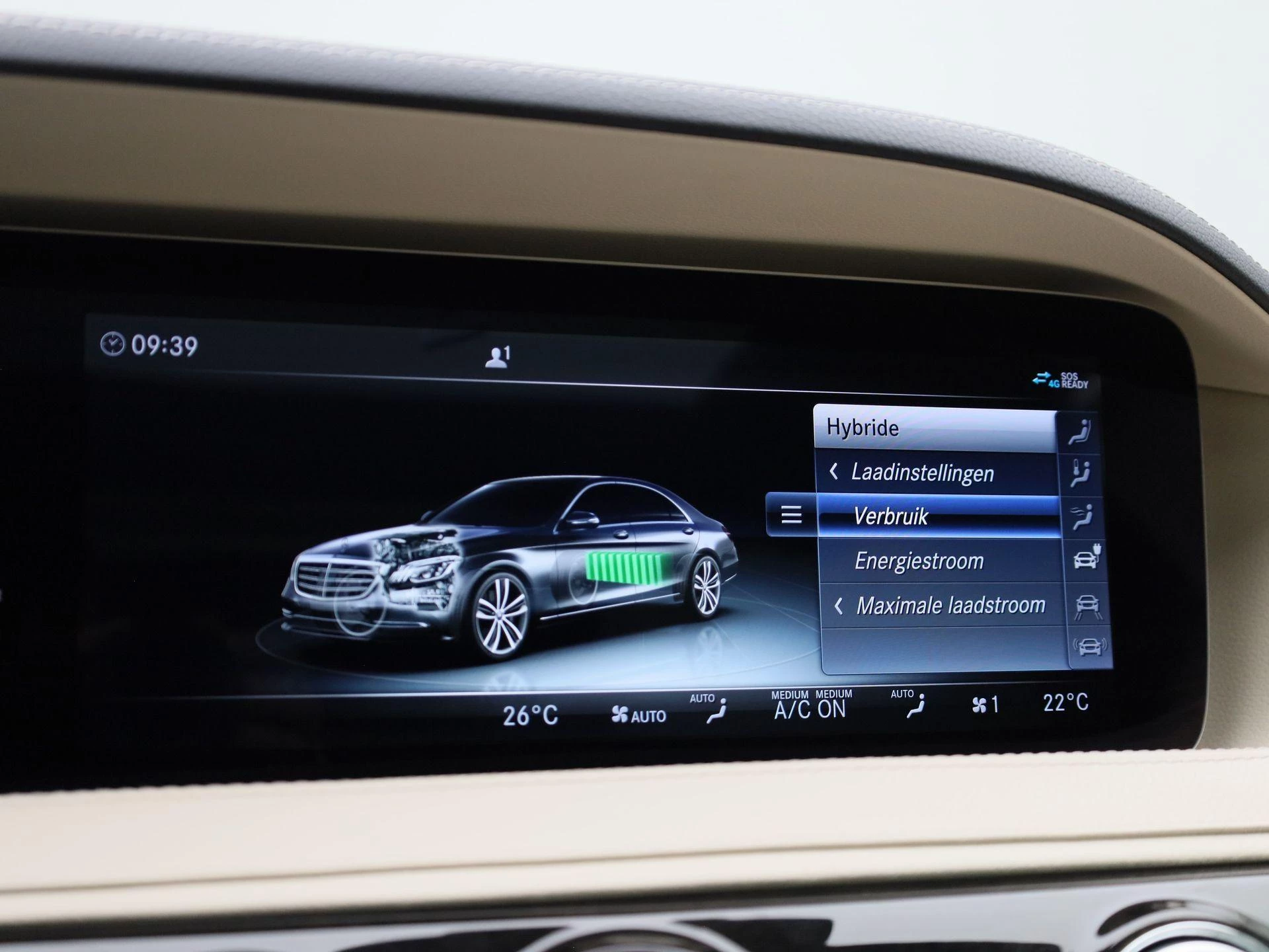 Mercedes-Benz-S-Klasse-image-41