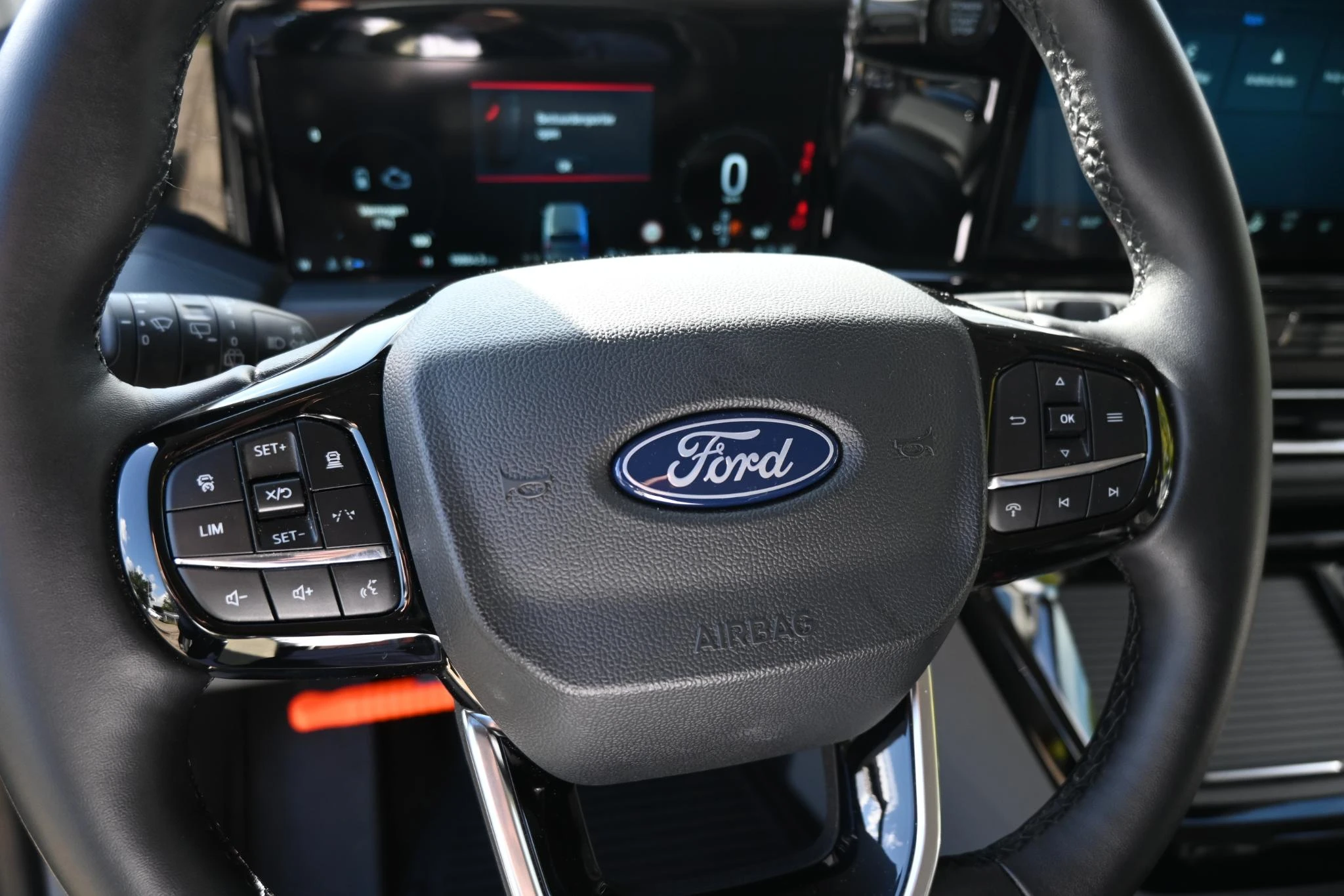 Ford-Transit Custom-image-15