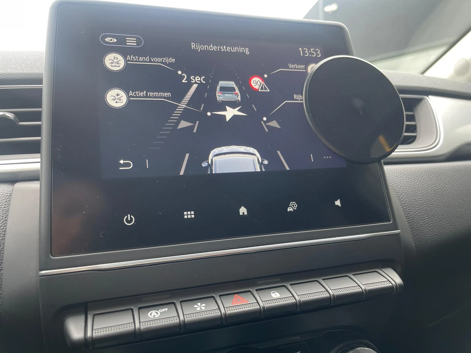 Renault-Captur-image-6