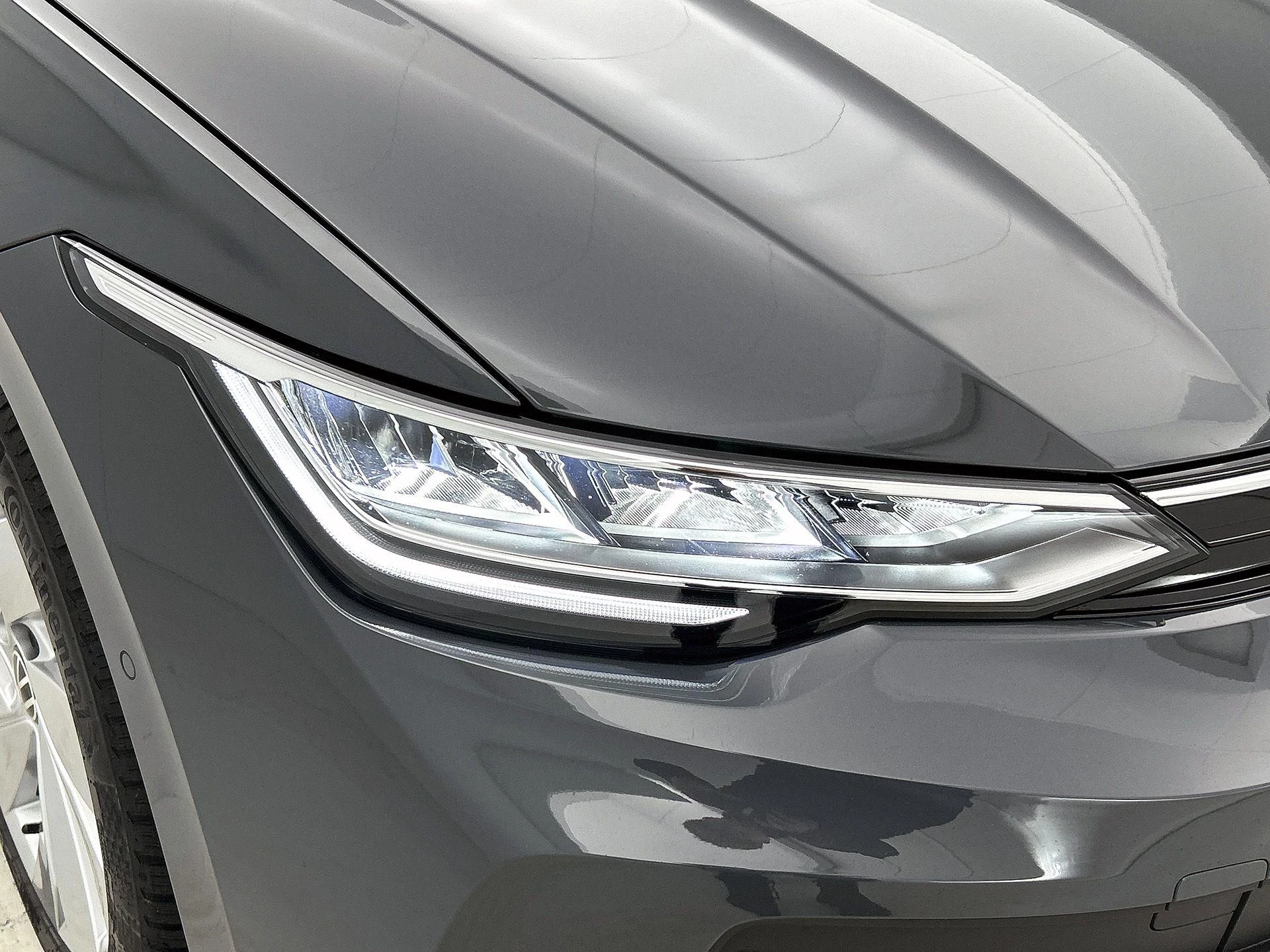 Volkswagen-Golf-image-37
