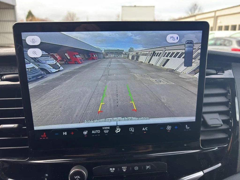 Ford-Transit-image-23