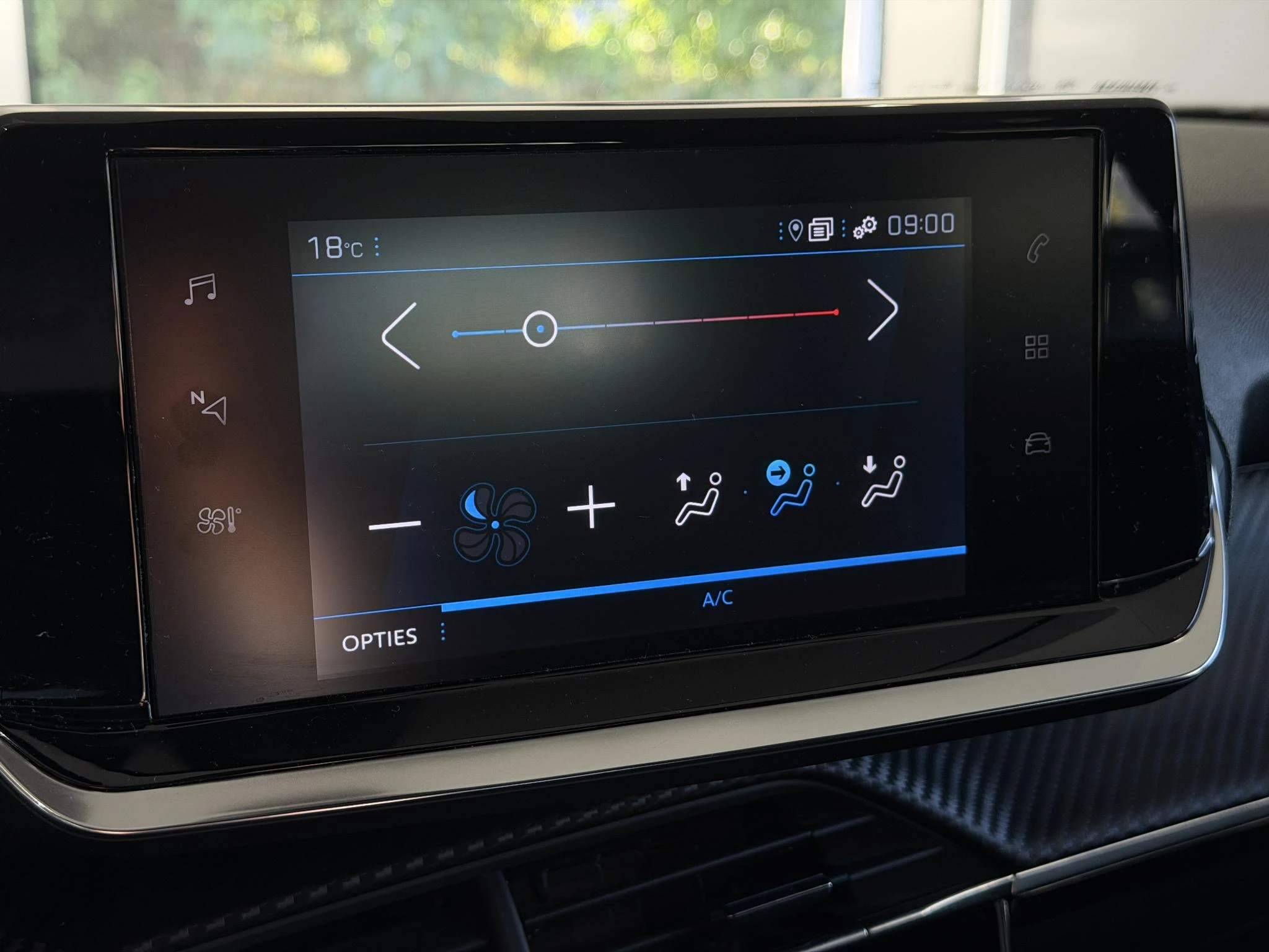 Peugeot-2008-image-12