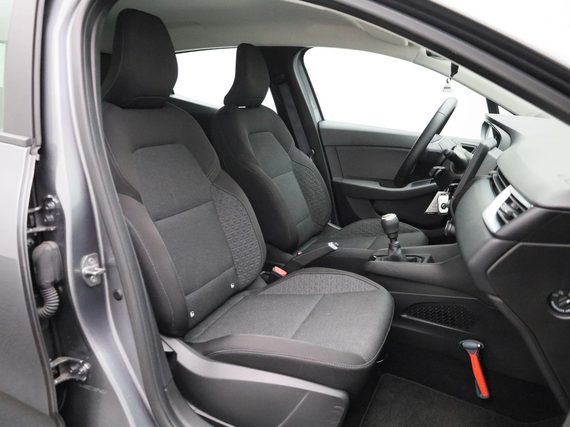Renault-Clio-image-30