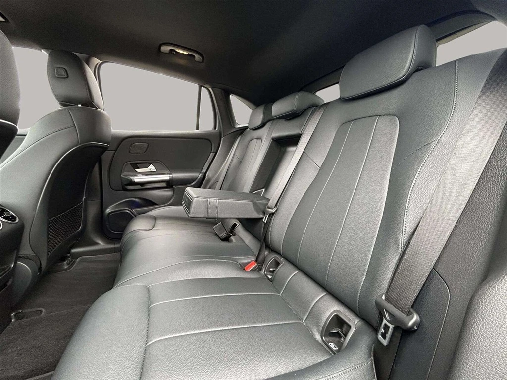 Mercedes-Benz-EQA-image-21