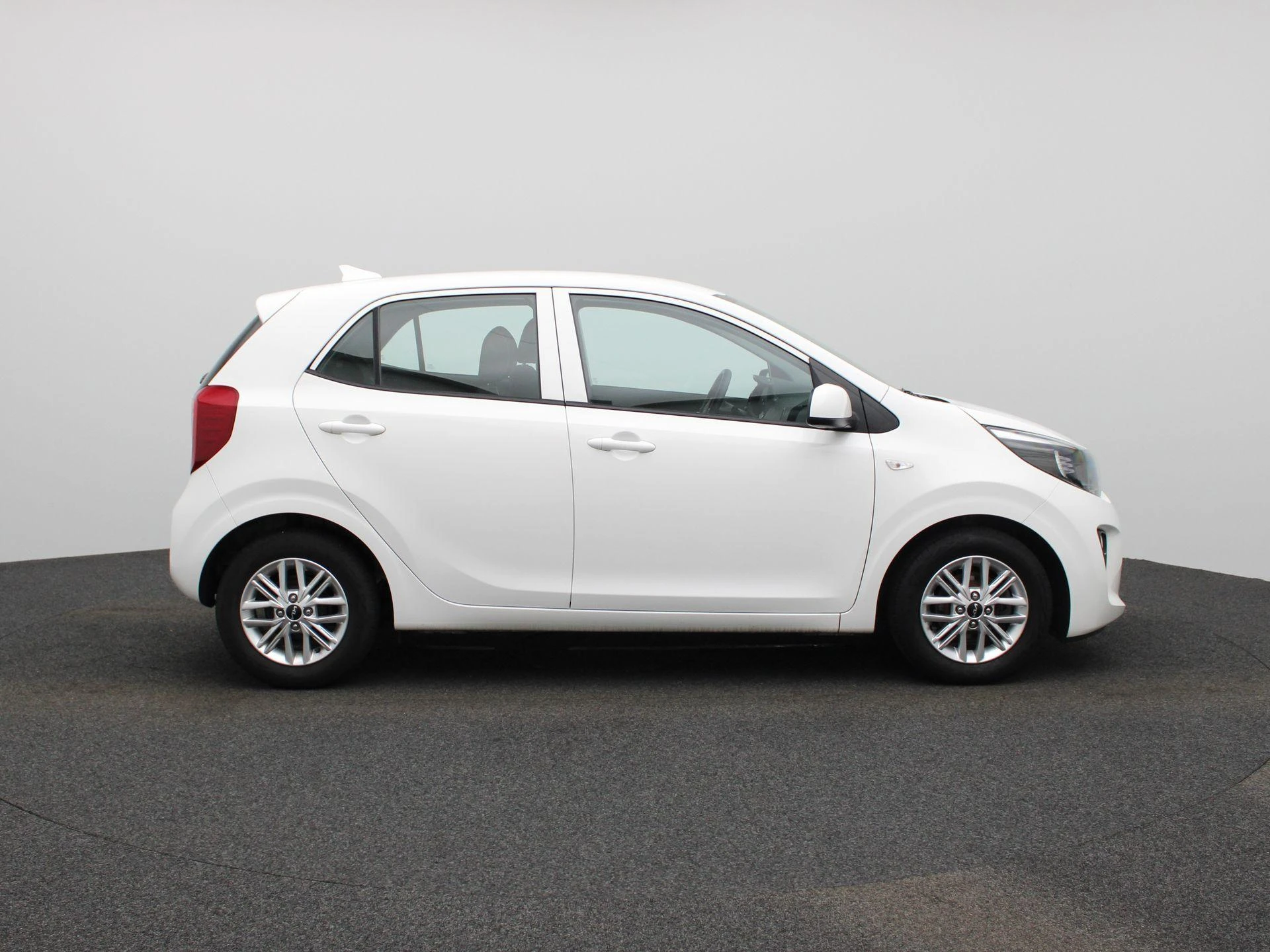Kia-Picanto-image-5
