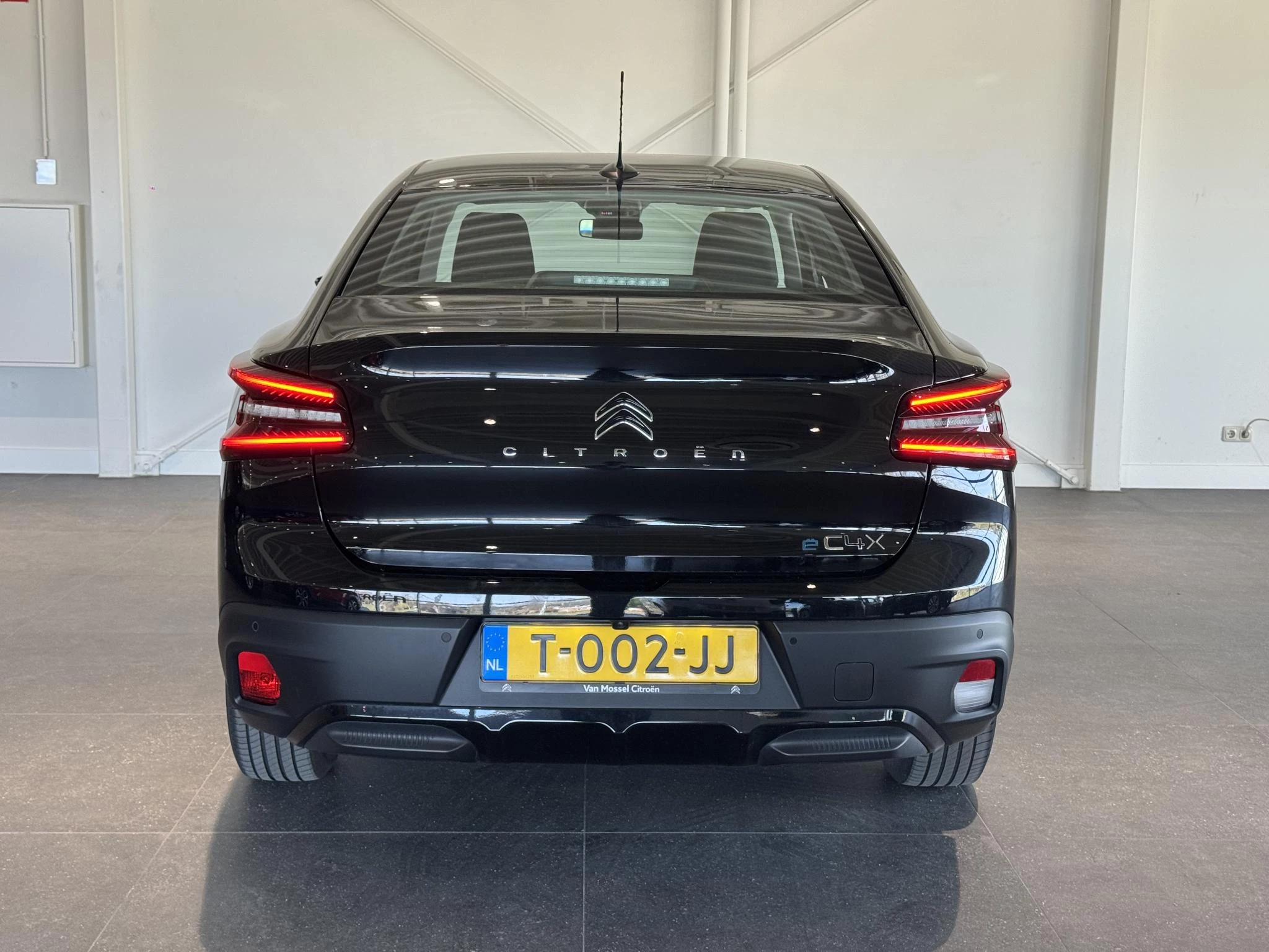 Citroën-ë-C4 X-image-5