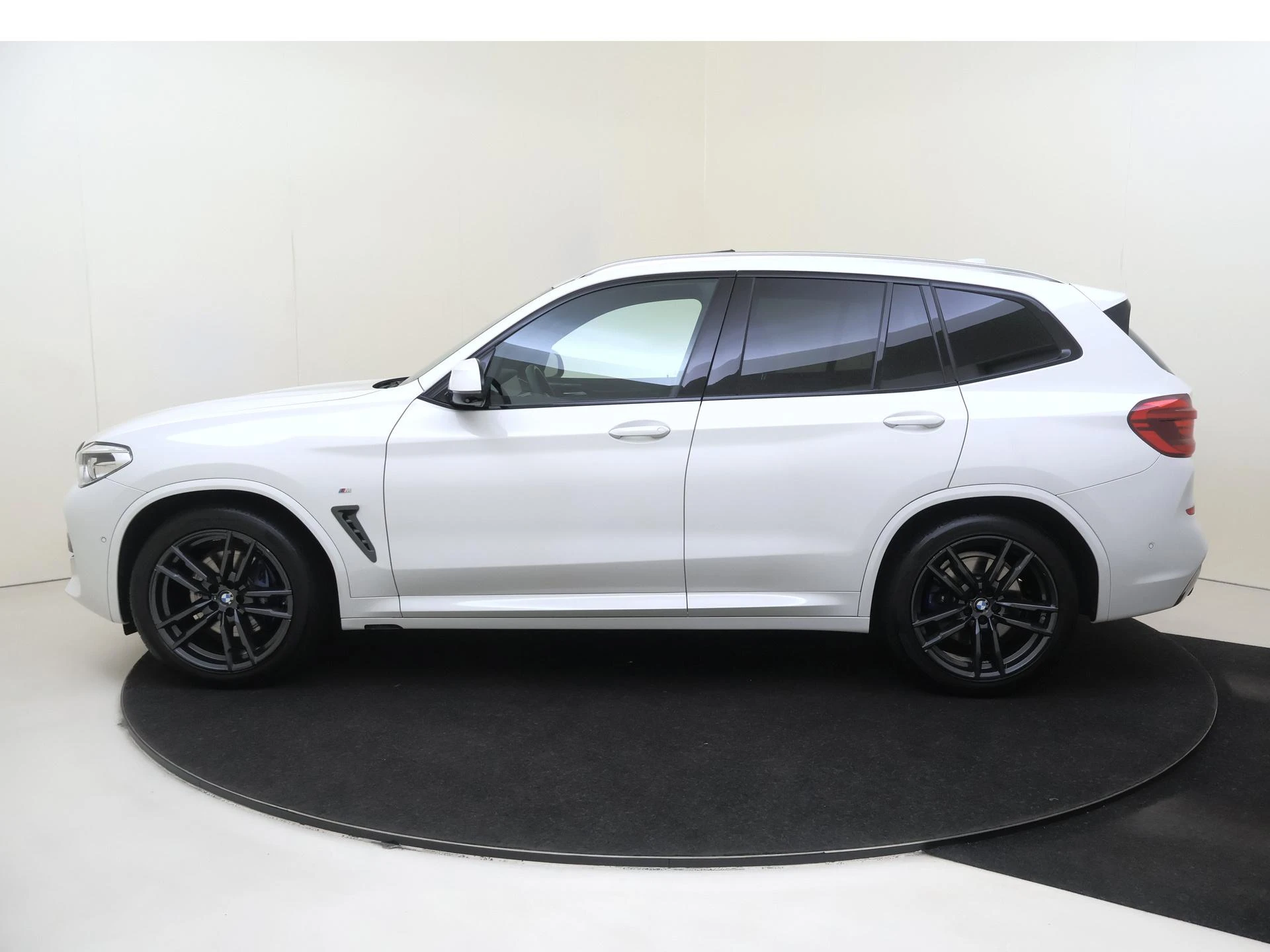 BMW-X3-image-7