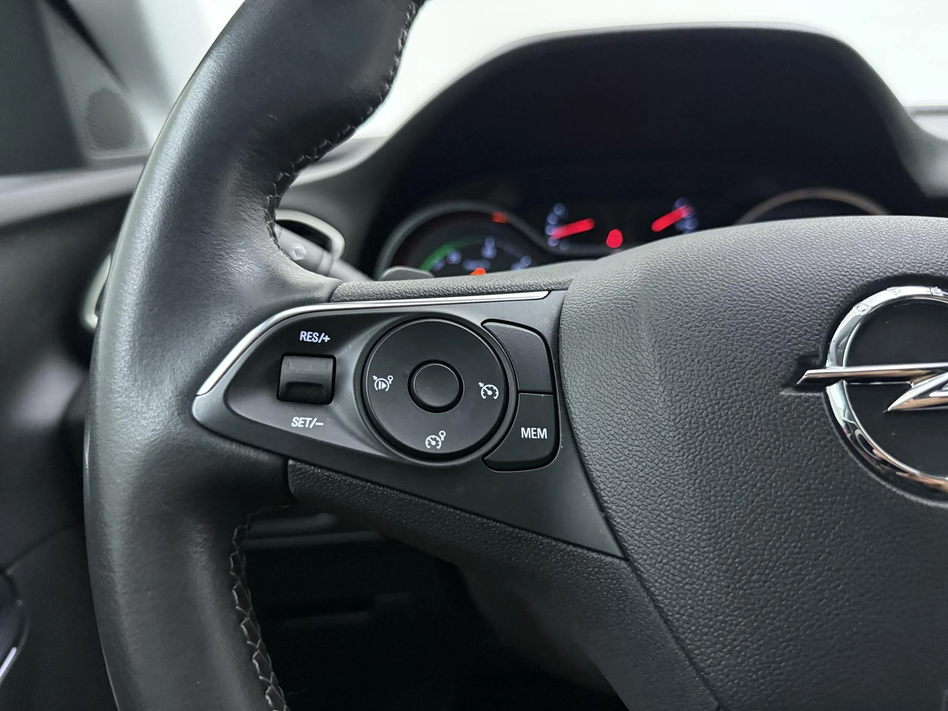 Opel-Grandland X-image-18