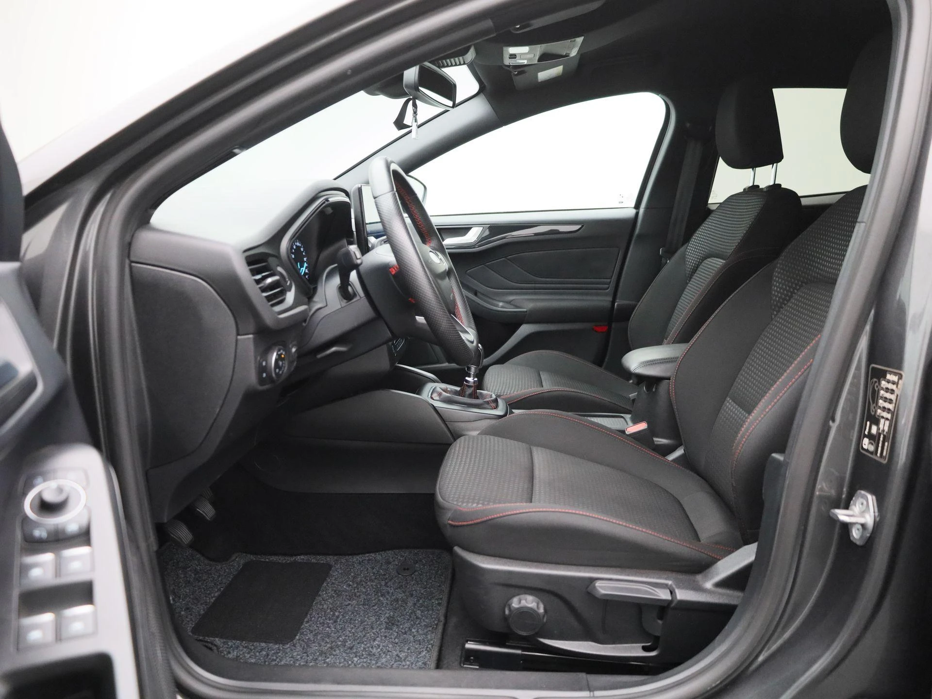 Ford-Focus-image-10