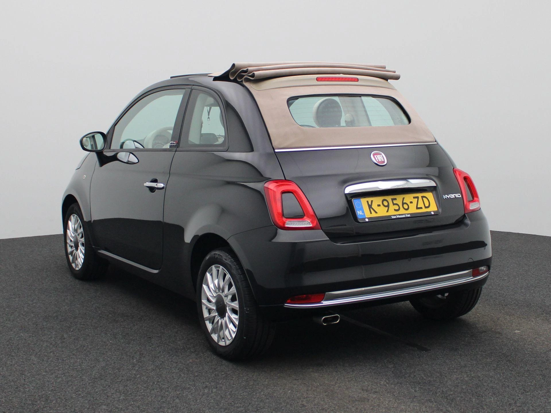 Fiat-500C-image-3